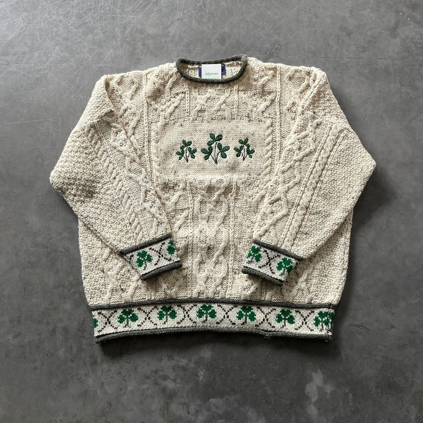 Vintage Aran Shamrock Geansaí Size XXL