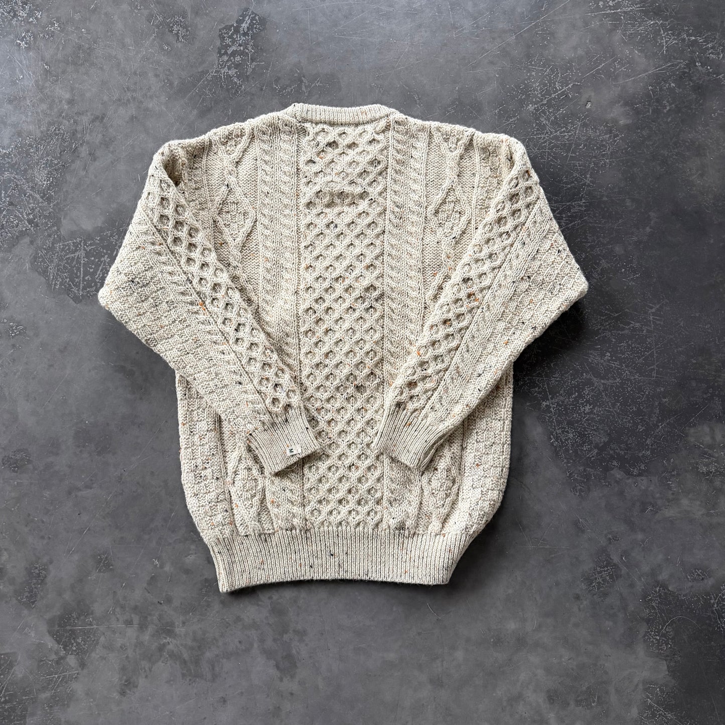 3. Embroidered Pint Geansaí Size Medium