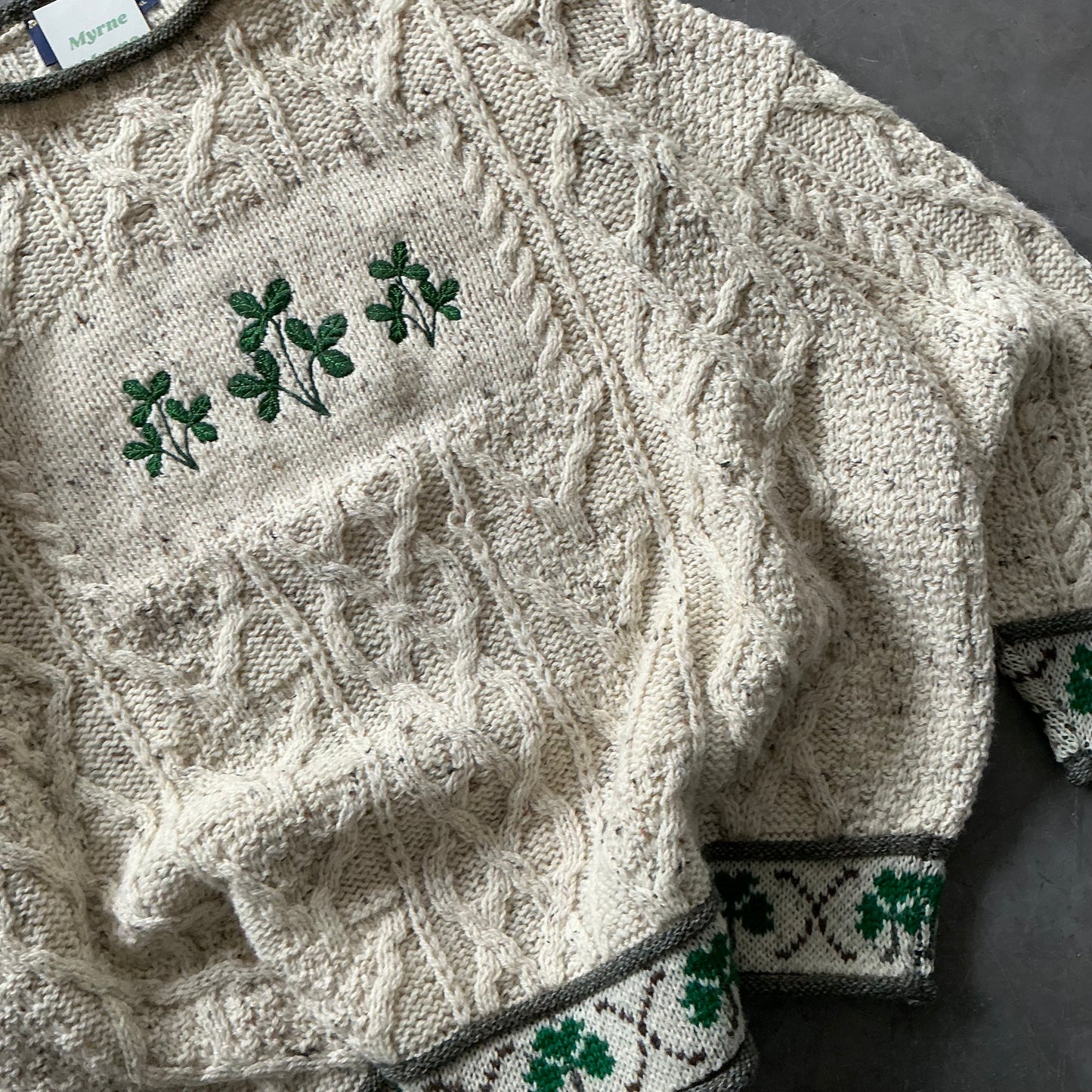 Vintage Aran Shamrock Geansaí Size XXL