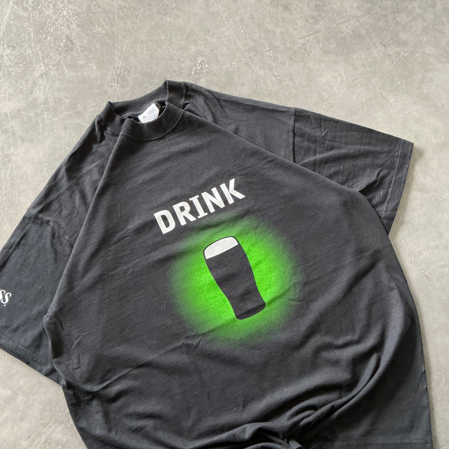 Vintage Drink Guinness Tee Size XL