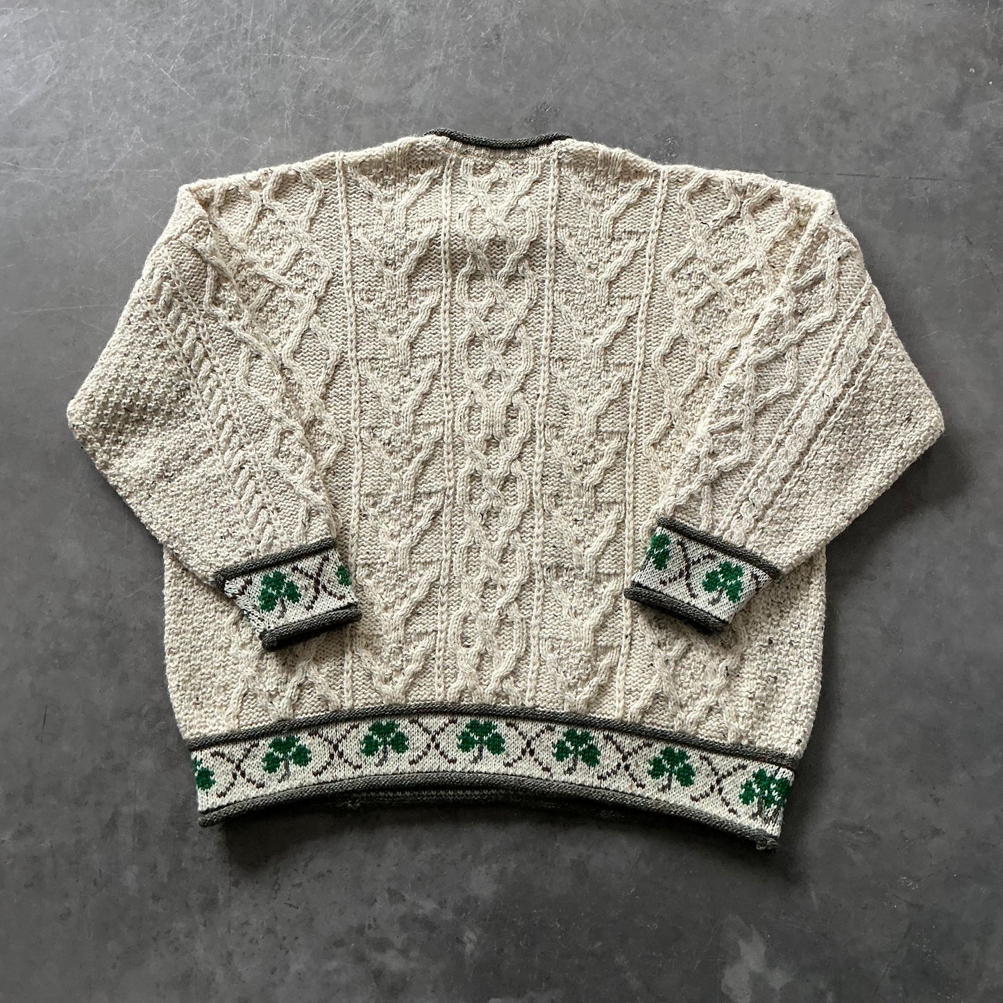 Vintage Aran Shamrock Geansaí Size XXL