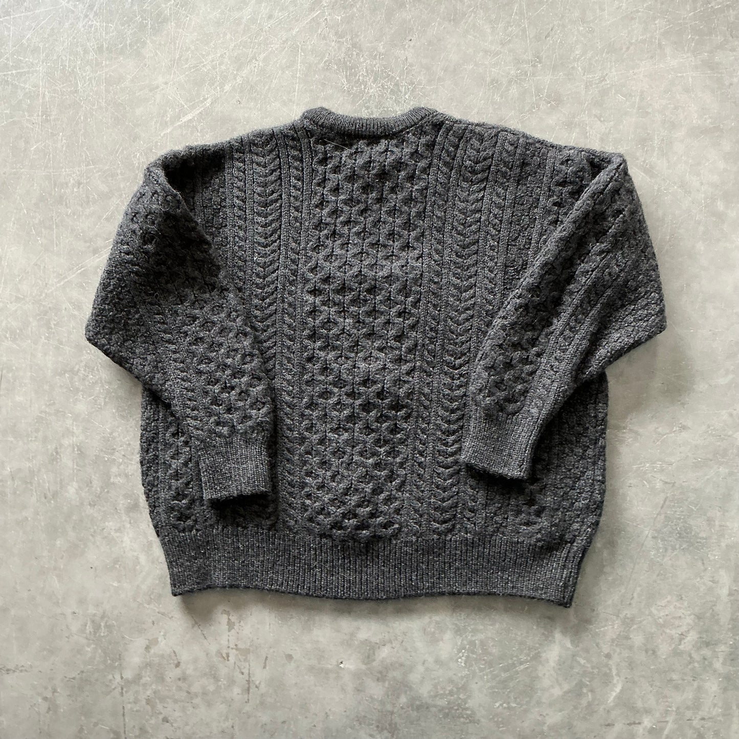 (12)Beamish Pint Geansaí Size XL