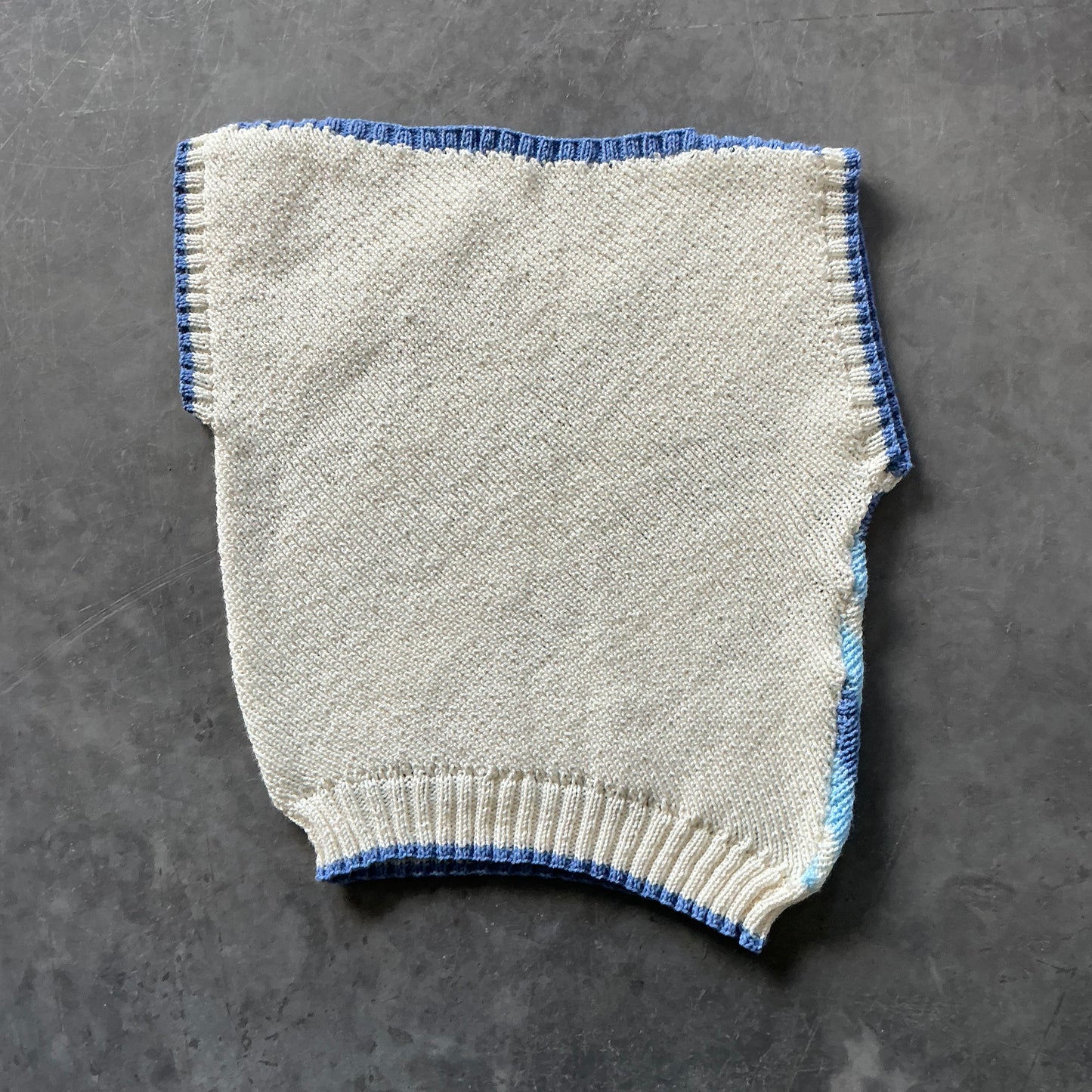 Hand Knitted Tank XXL