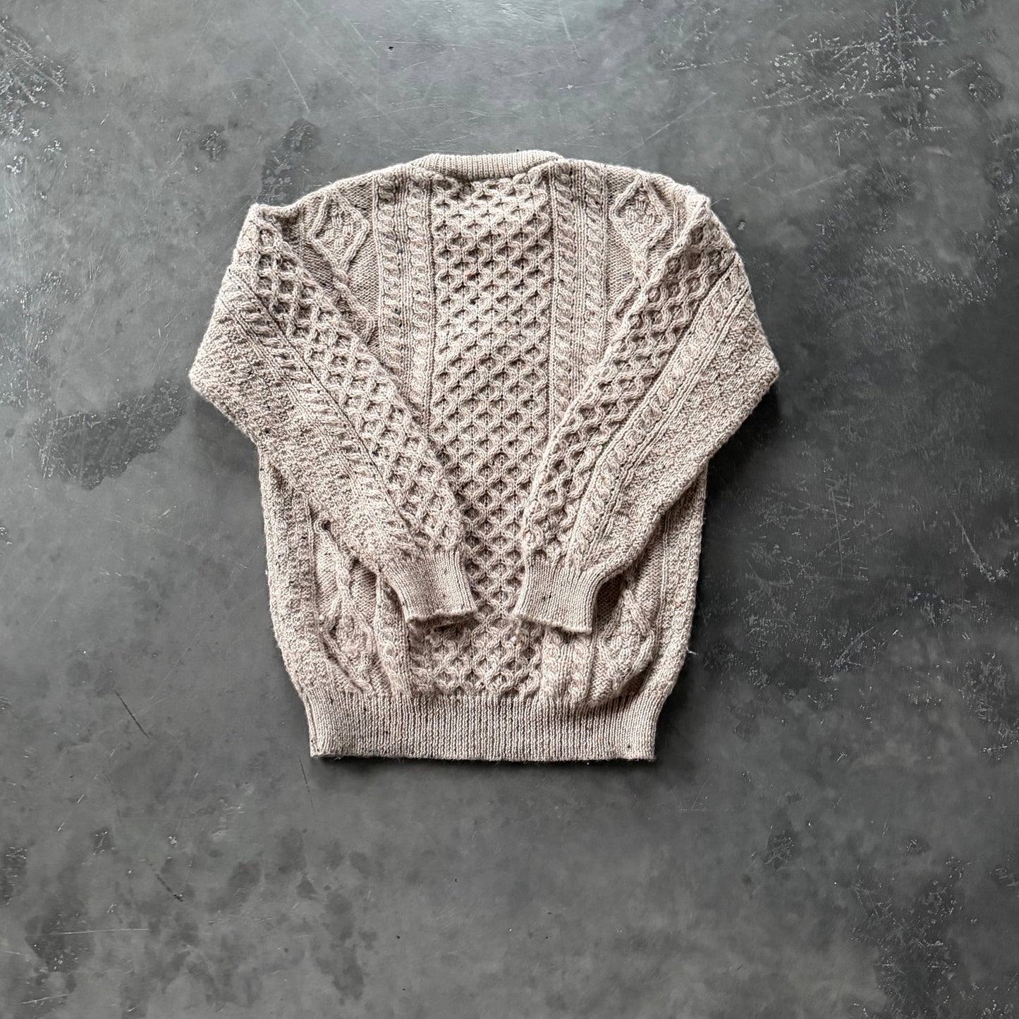 (4) Guinness Pint Geansaí Size Medium