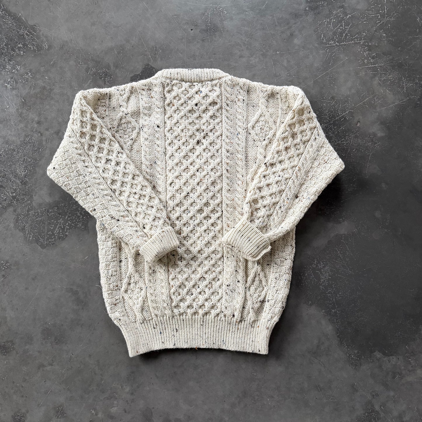 4. Embroidered Pint Geansaí Size Small