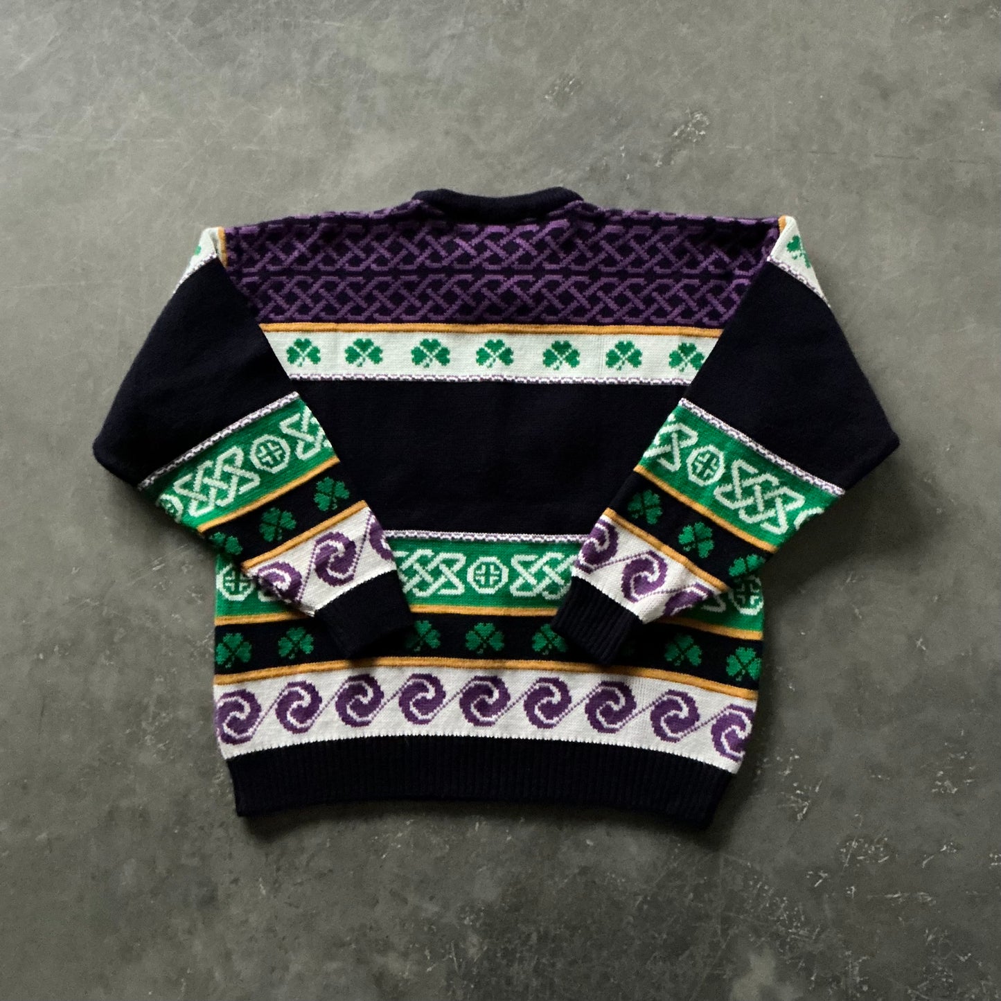 80's Vintage Claddagh Sweater Size XL