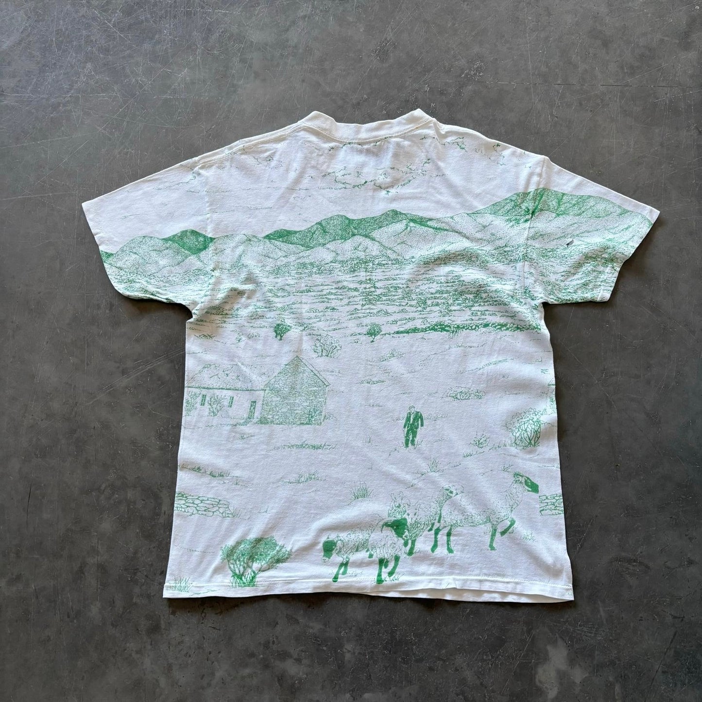 Rare 1990's Ireland Screen Print Tee Size Large