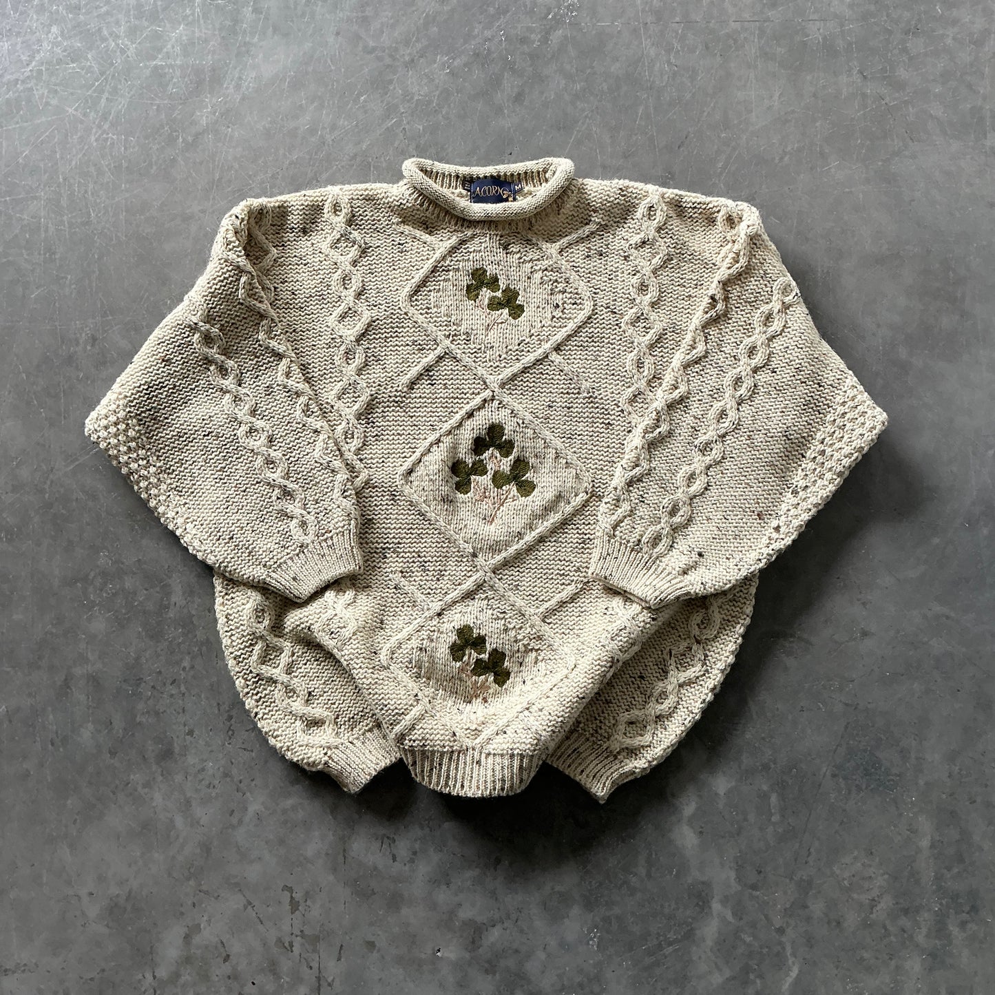 Vintage Shamrock Geansaí Size L/XL
