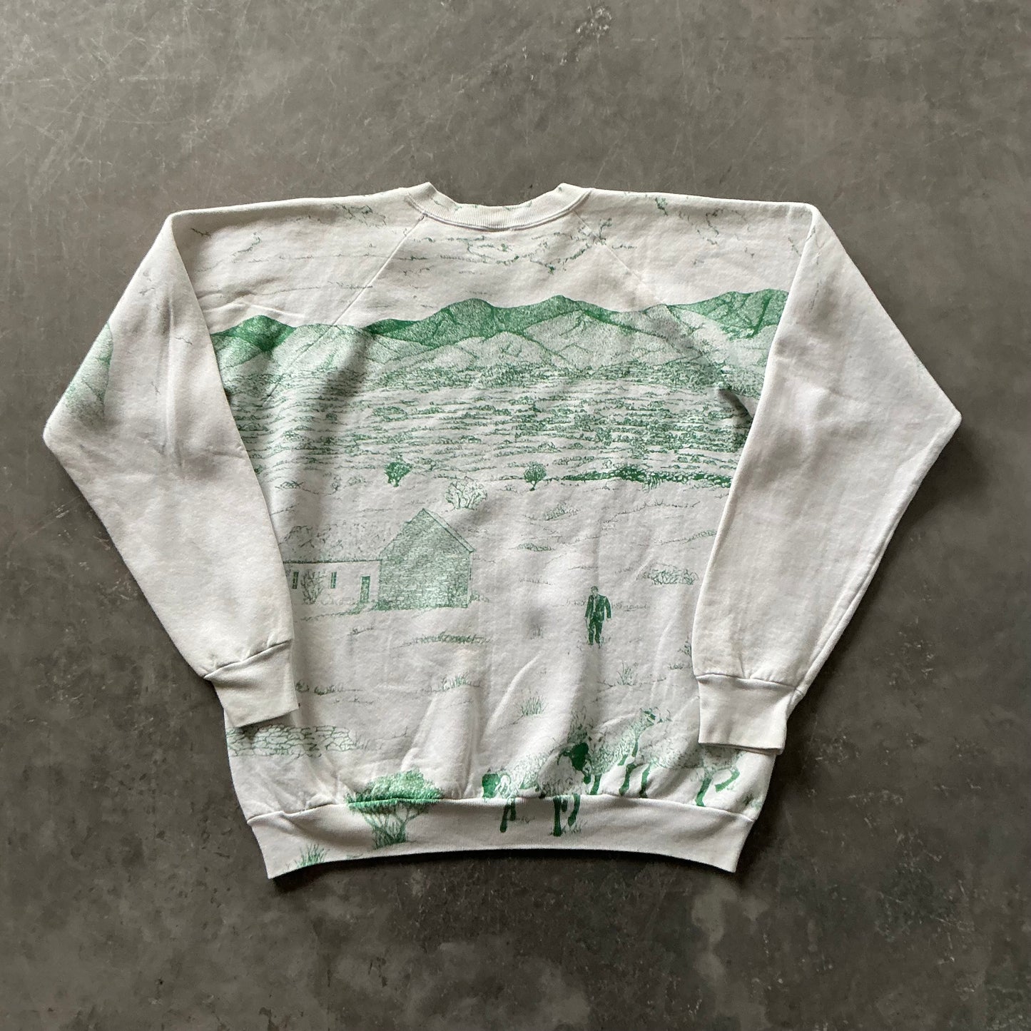 90’s Rare Ireland AOP Sweatshirt M/L