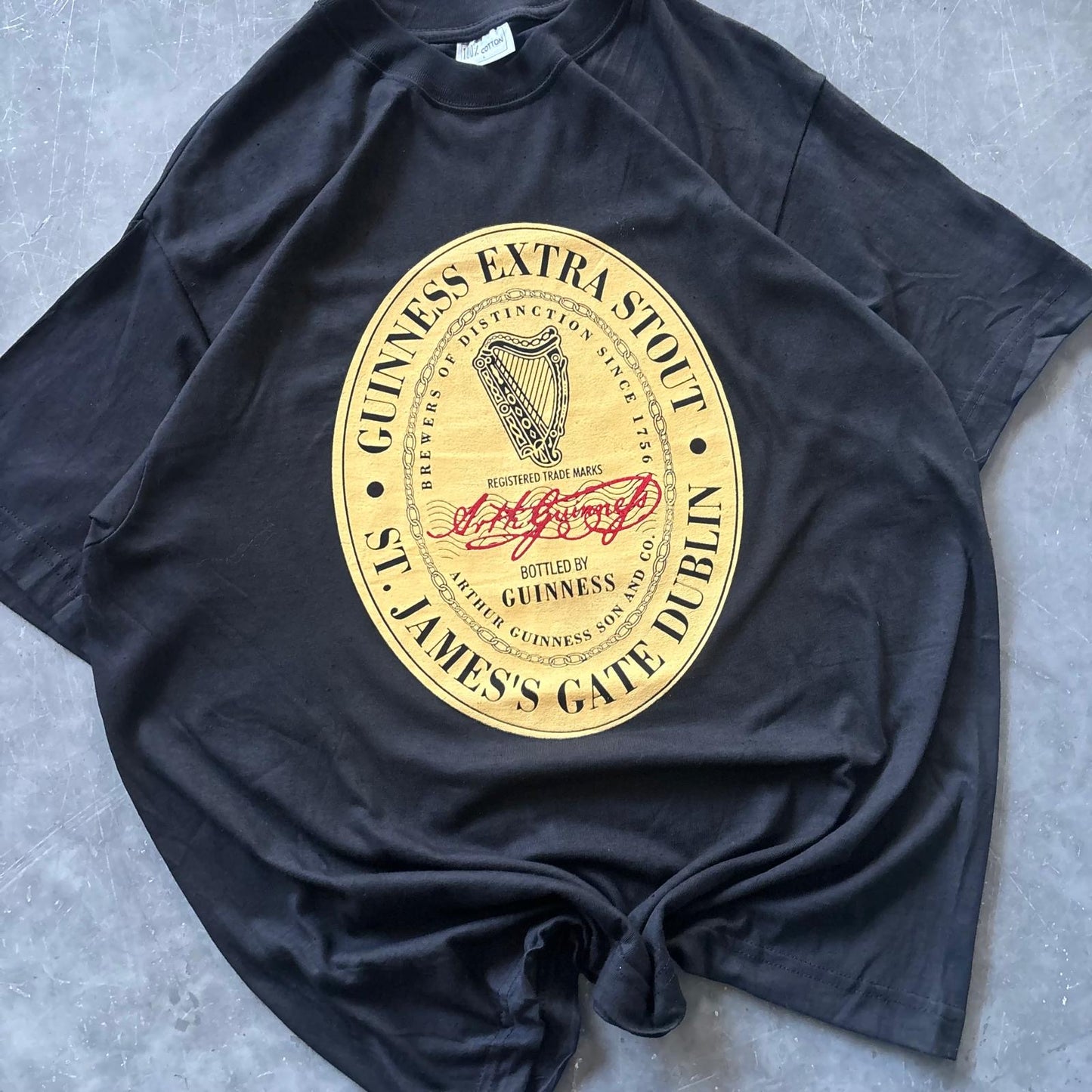 90's Vintage Guinness Tee Size Large