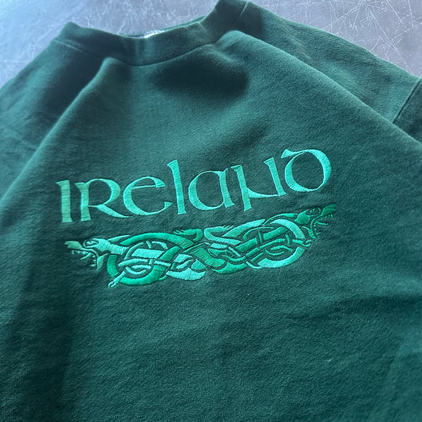 90's Ireland Sweatshirt Size L