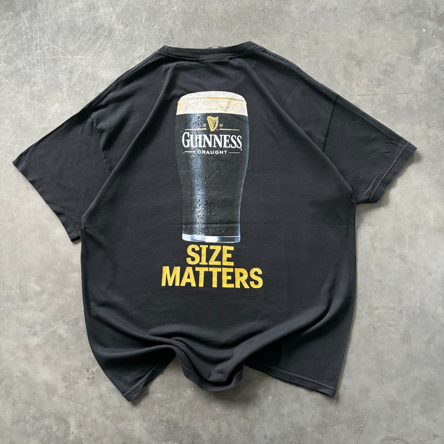 Rare 90's Guinness 'Size Matters' Tee Size XL