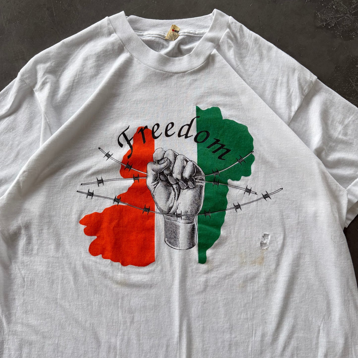 90’s Rare Vintage Irish Freedom Tee Size Medium