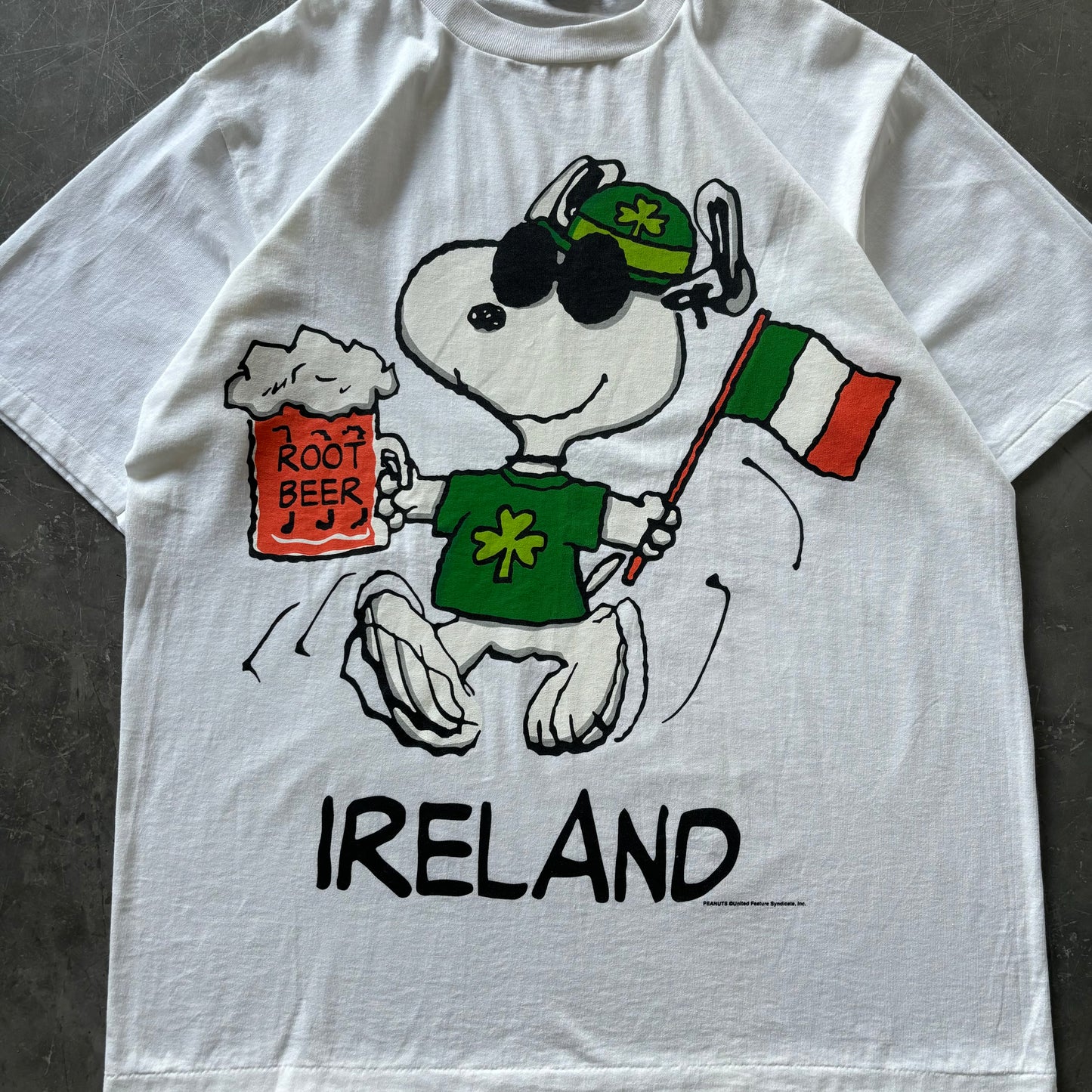 Rare 1990's Snoopy Ireland Tee Size XL