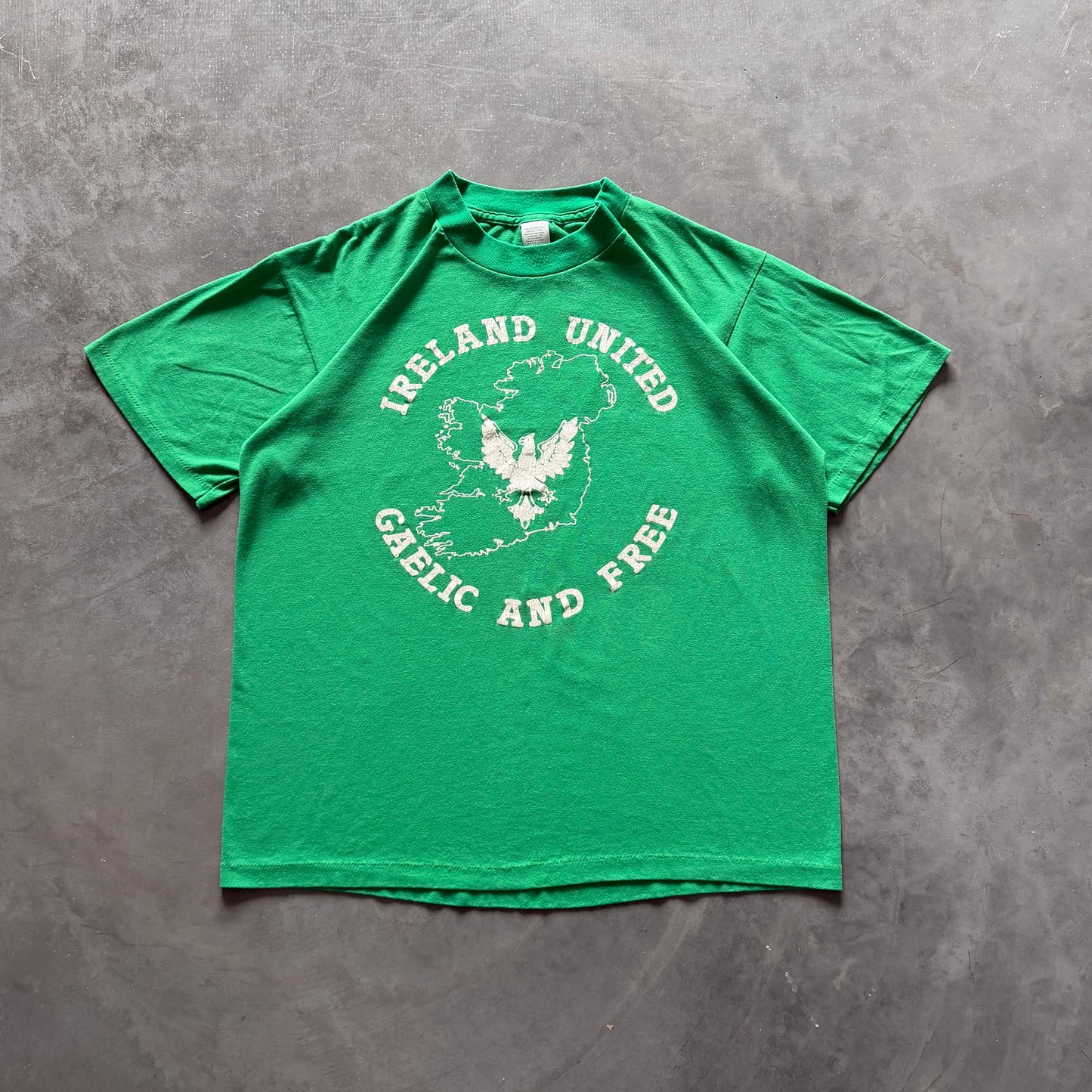 80's Rare Ireland Gaelic & Free Tee Size Medium
