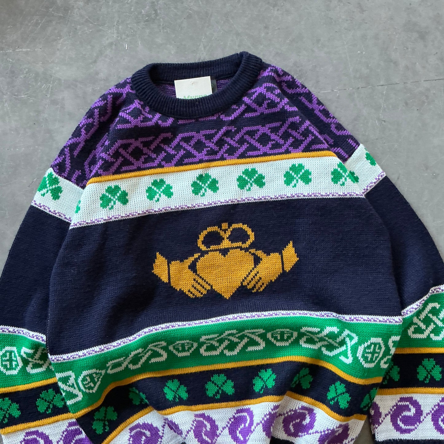 80’s Vintage Claddagh Knit Size Small