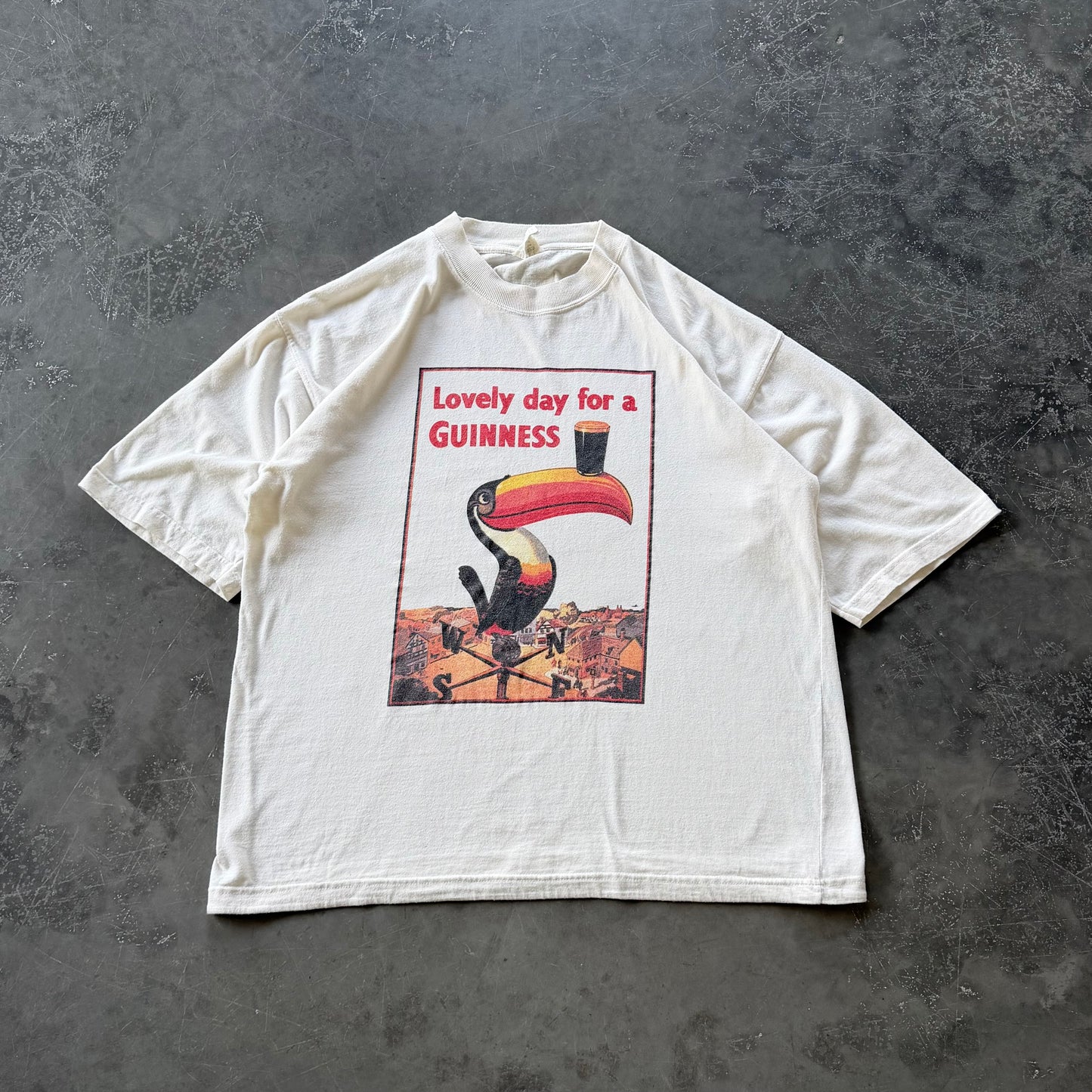90’s Vintage Guinness Tee Size XL