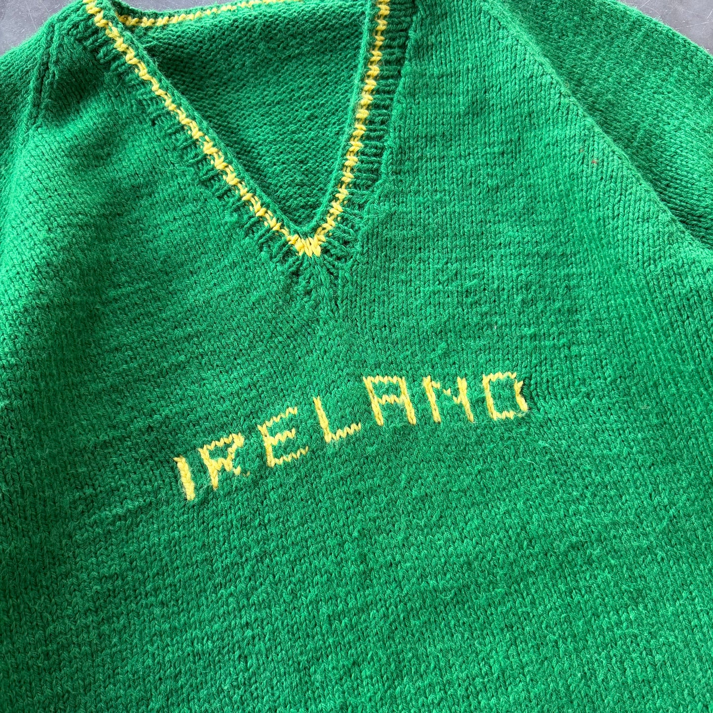 1980's One of One Ireland Hand Knitted Sweater Size L