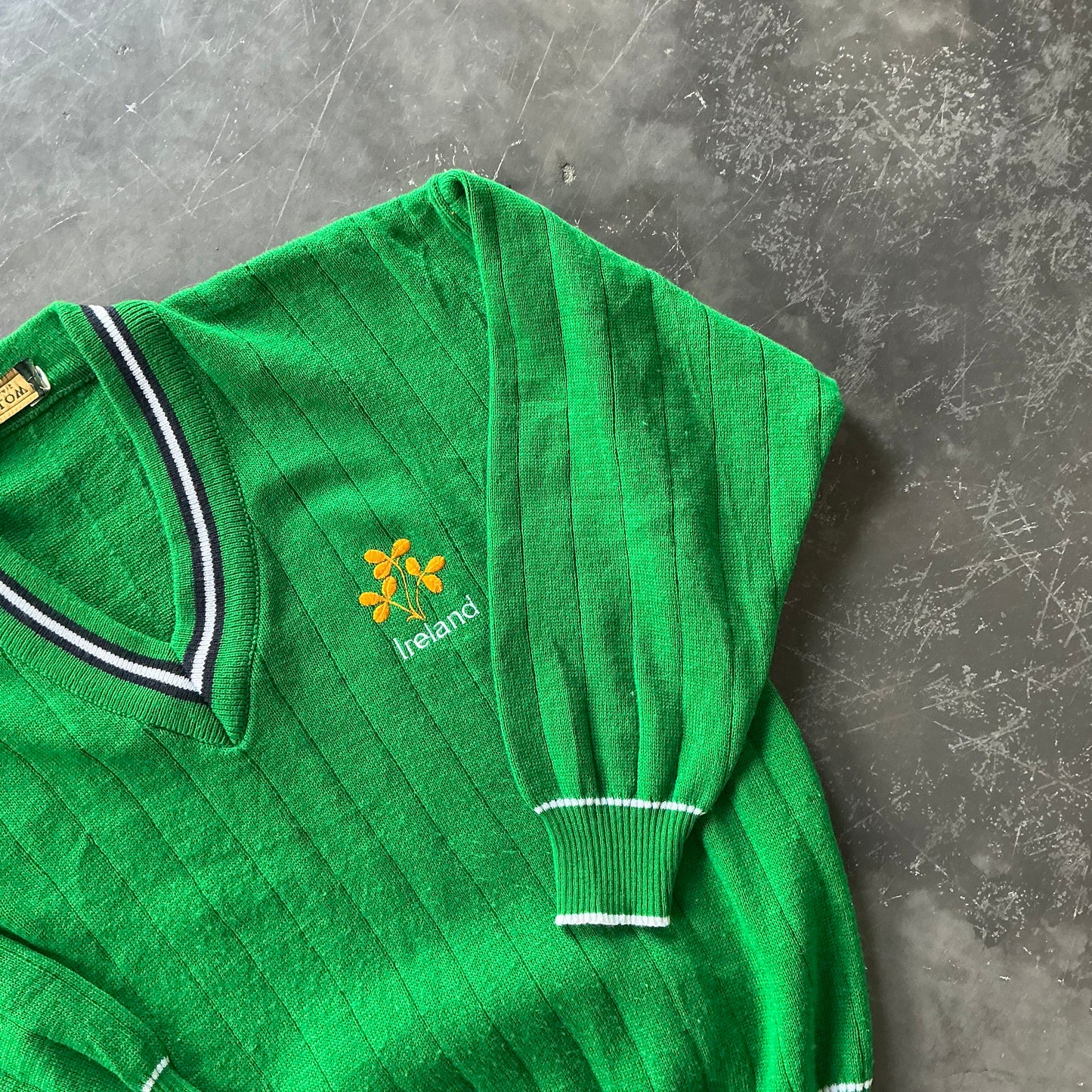 Vintage Ireland V-Neck Knit Size Medium