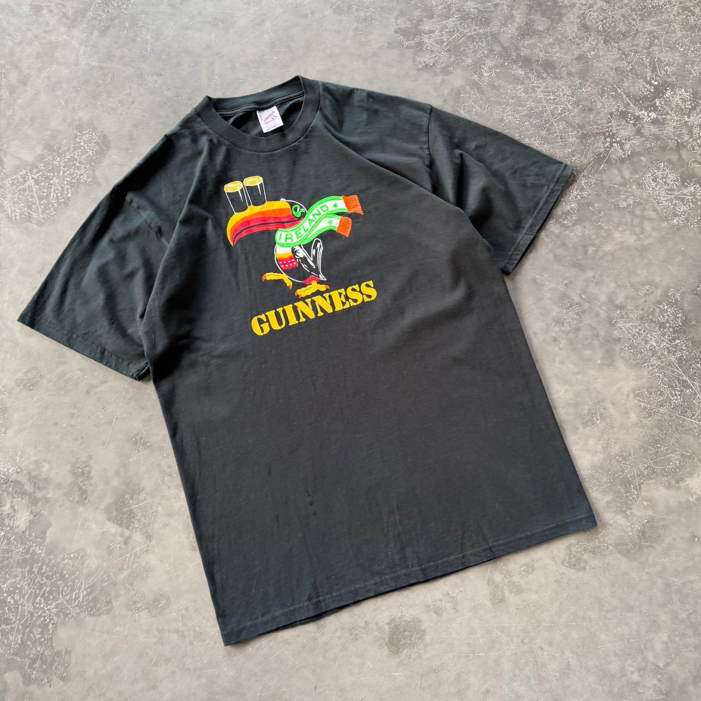90's Vintage Guinness Ireland Tee Size XL
