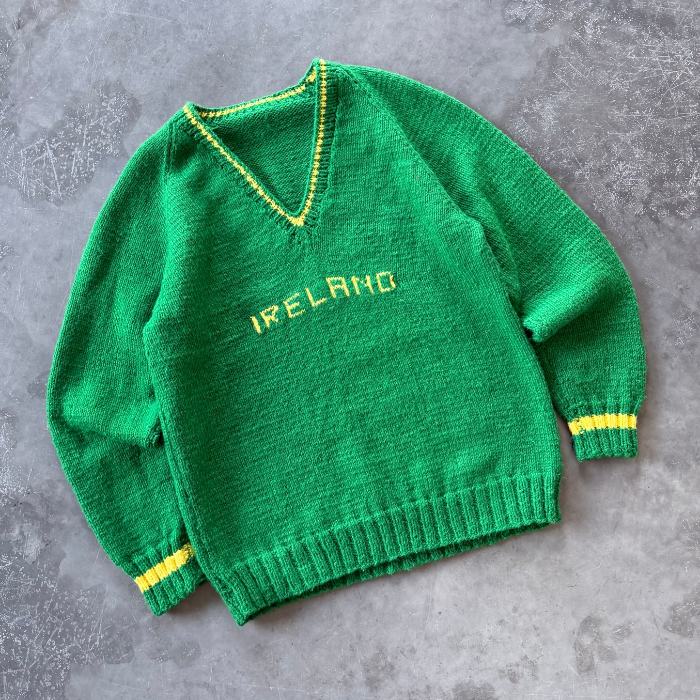 1980's One of One Ireland Hand Knitted Sweater Size L