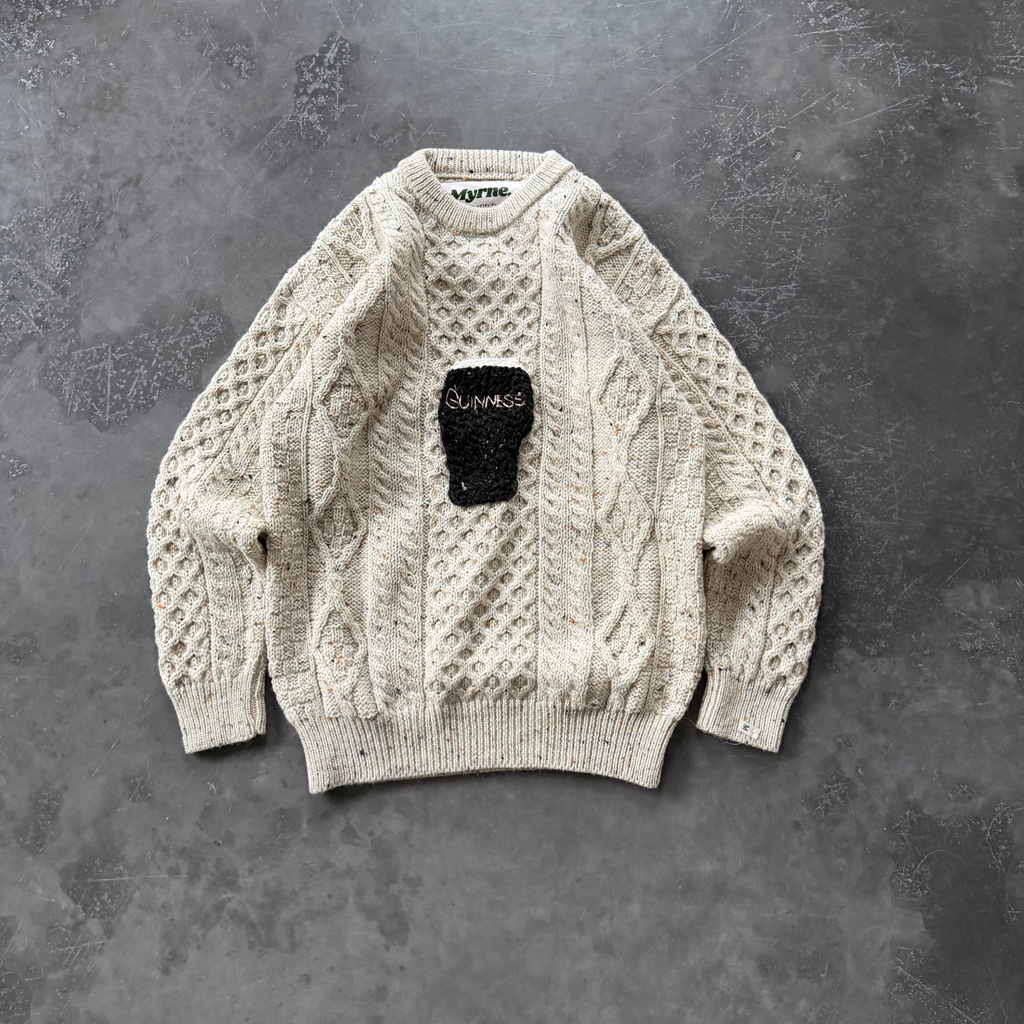 3. Embroidered Pint Geansaí Size Medium