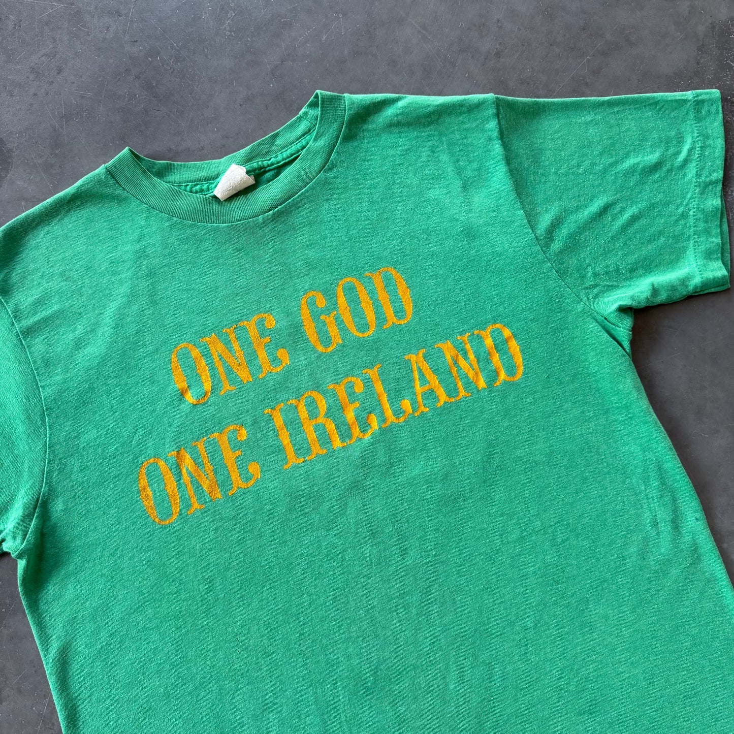 Rare 80’s ‘One God One Ireland’ Tee Size M
