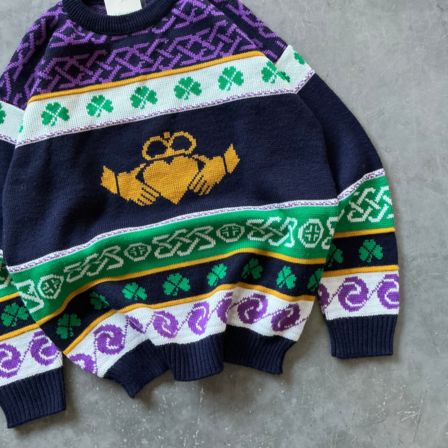 80’s Vintage Claddagh Knit Size Small