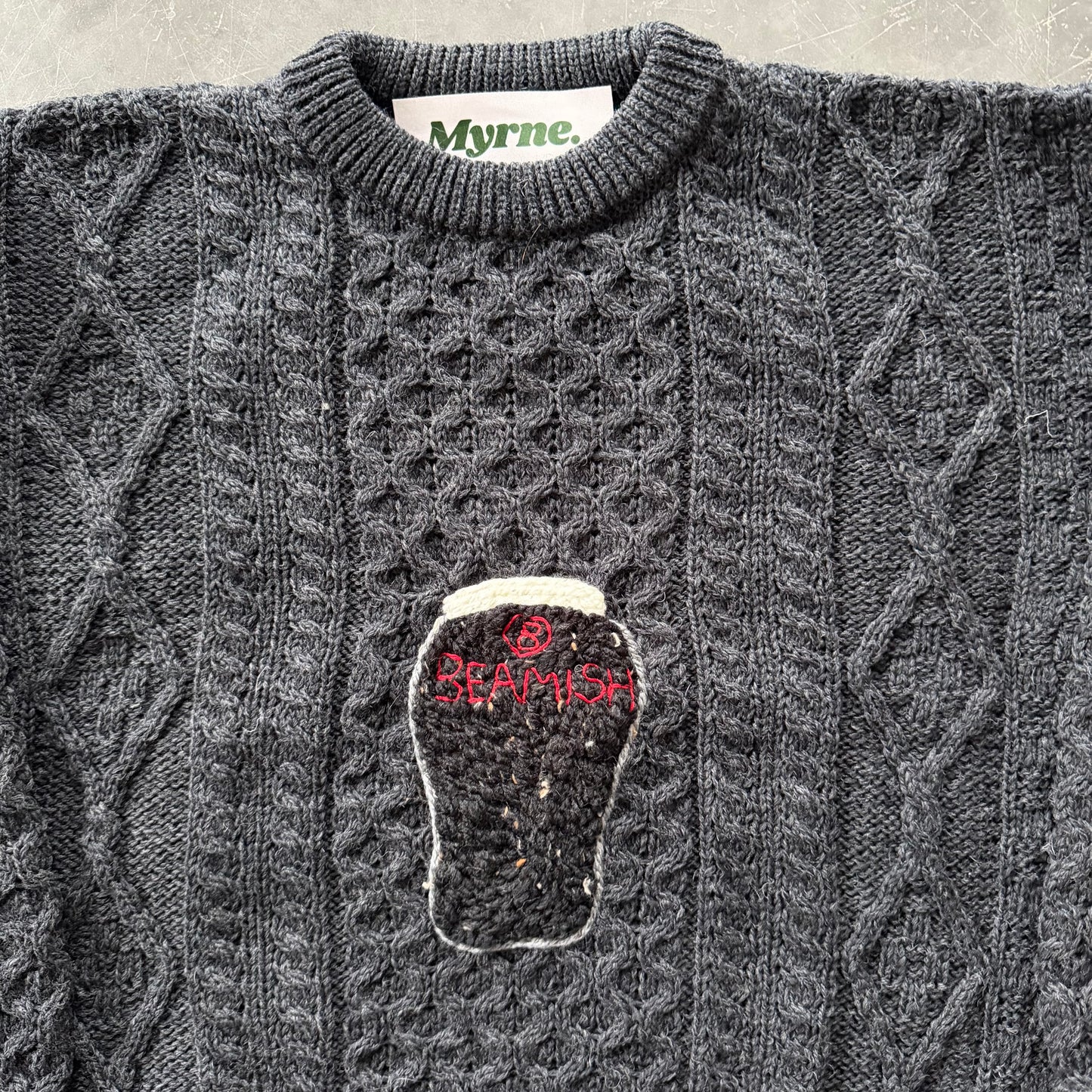 22. Embroidered Pint Geansaí Size M