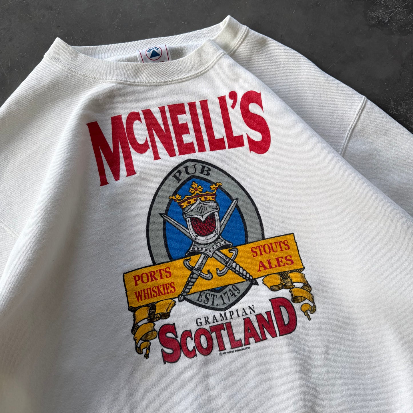 1990 Vintage McNeills Scotland Sweatshirt Size M