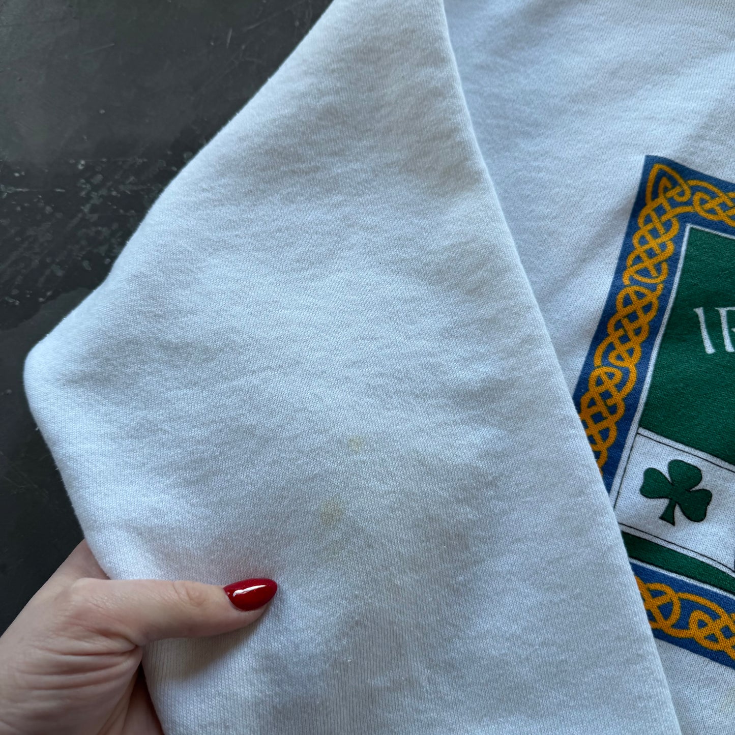 90's Irish American Sweatshirt Size S/M