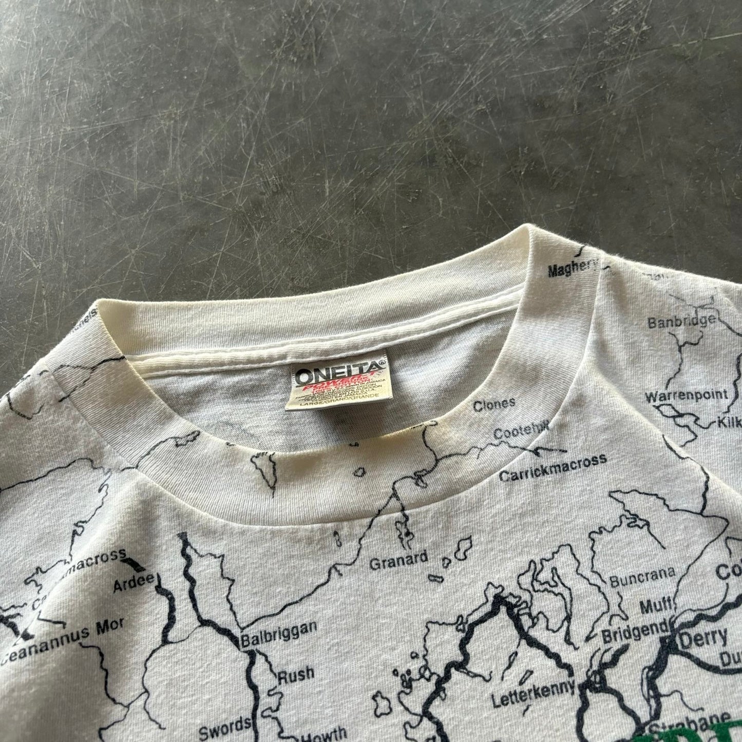 Rare Vintage Ireland Map Tee Boxy Large