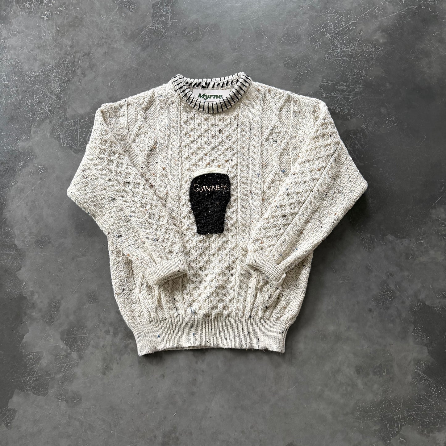 13. Embroidered Pint Geansaí Size Large