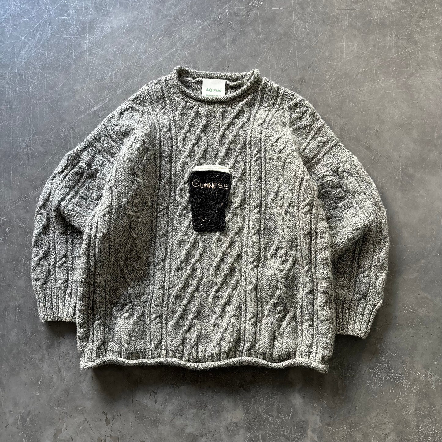 (13) Guinness Pint Geansaí Size M/L