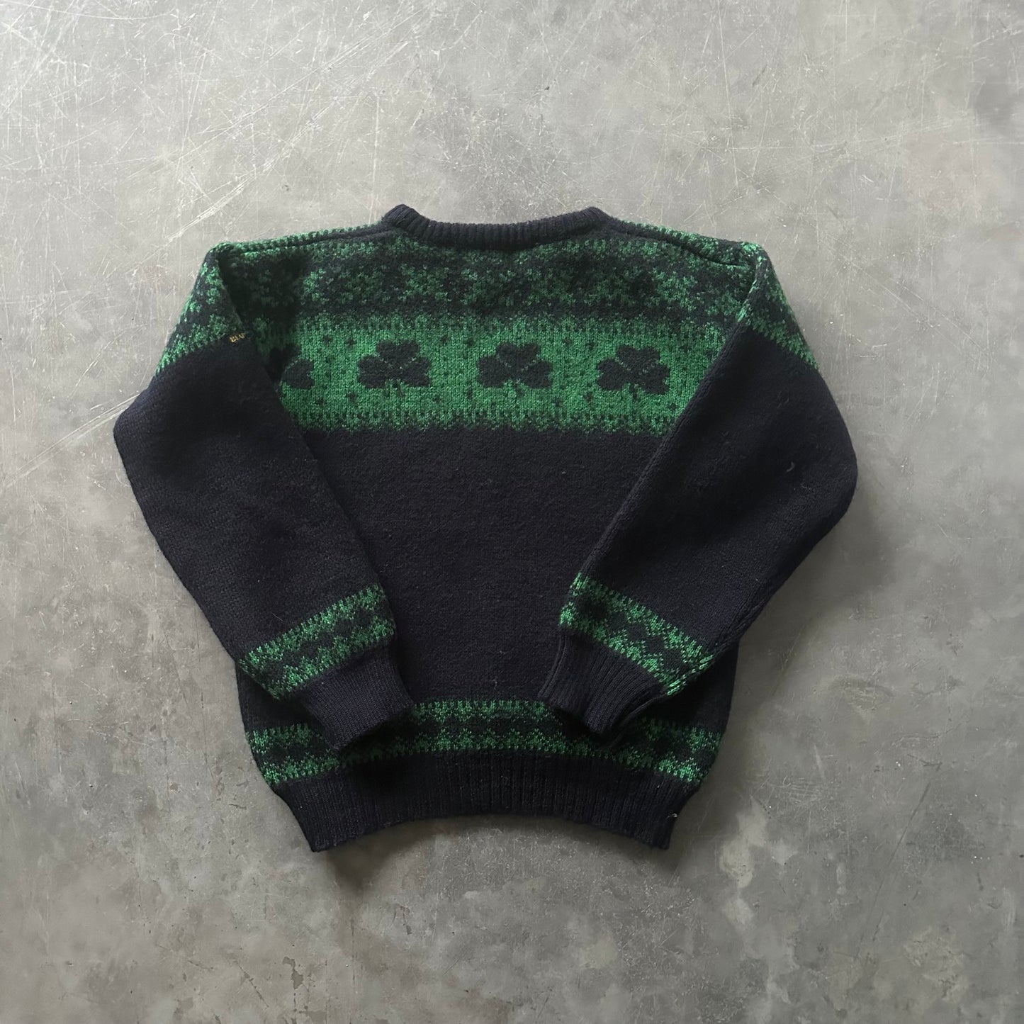 80's Vintage Shamrock Sweater Size XS/S