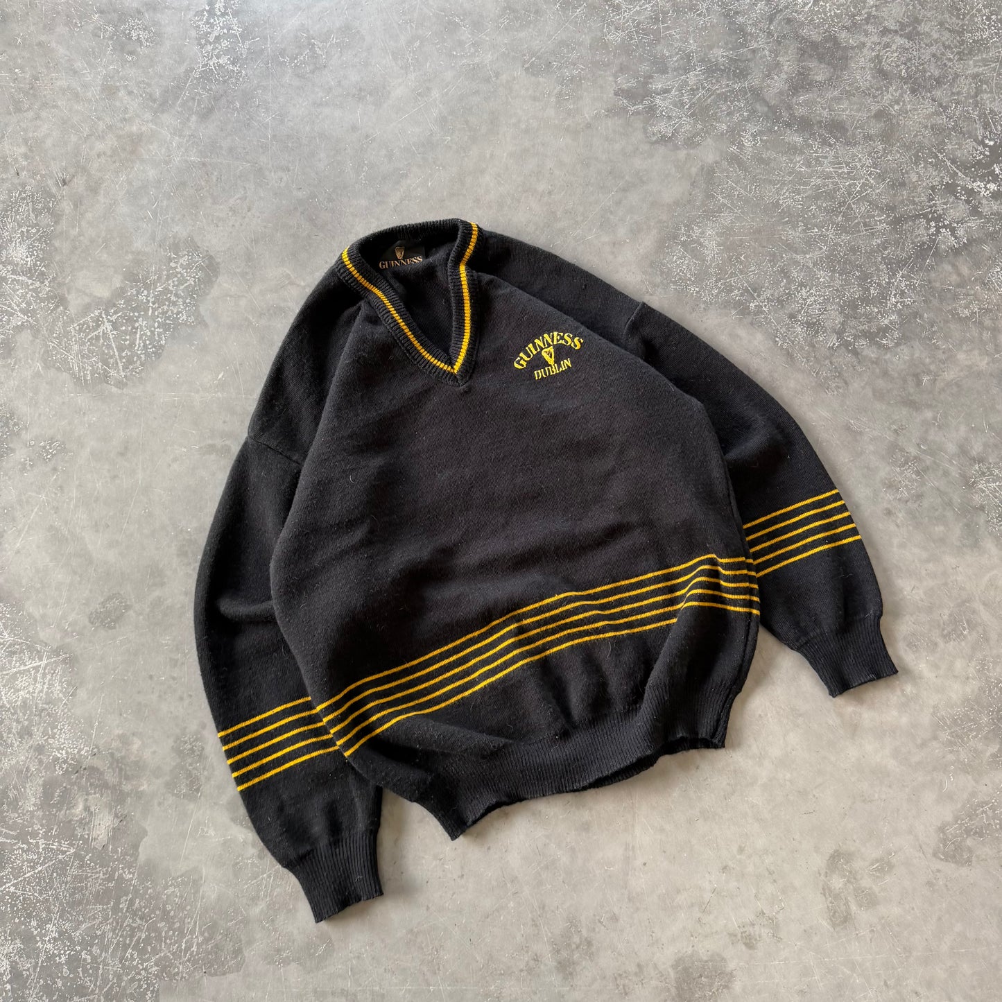 Vintage Guinness Dublin Knit Size Medium