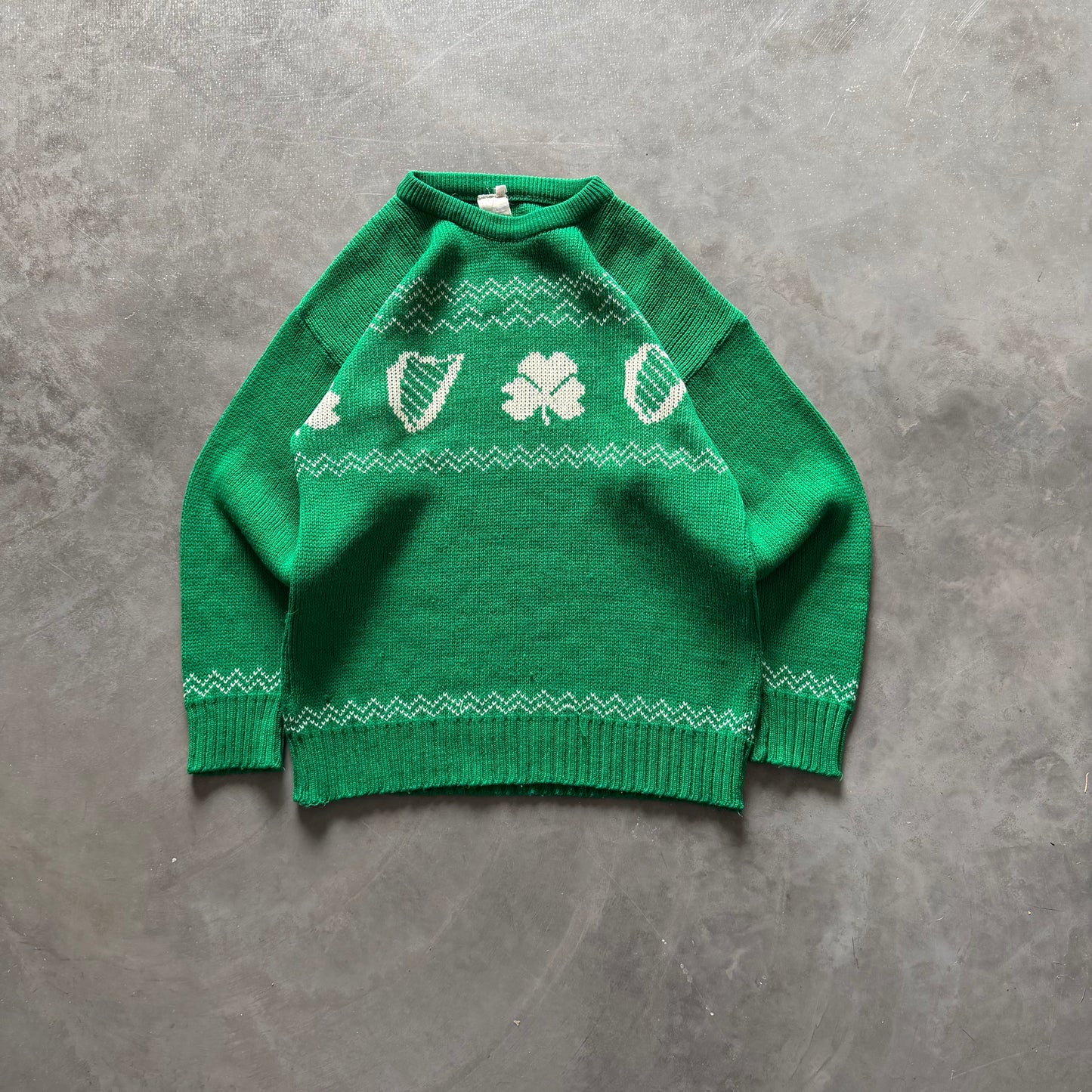 Vintage Shamrock & Harp Sweater Size Small