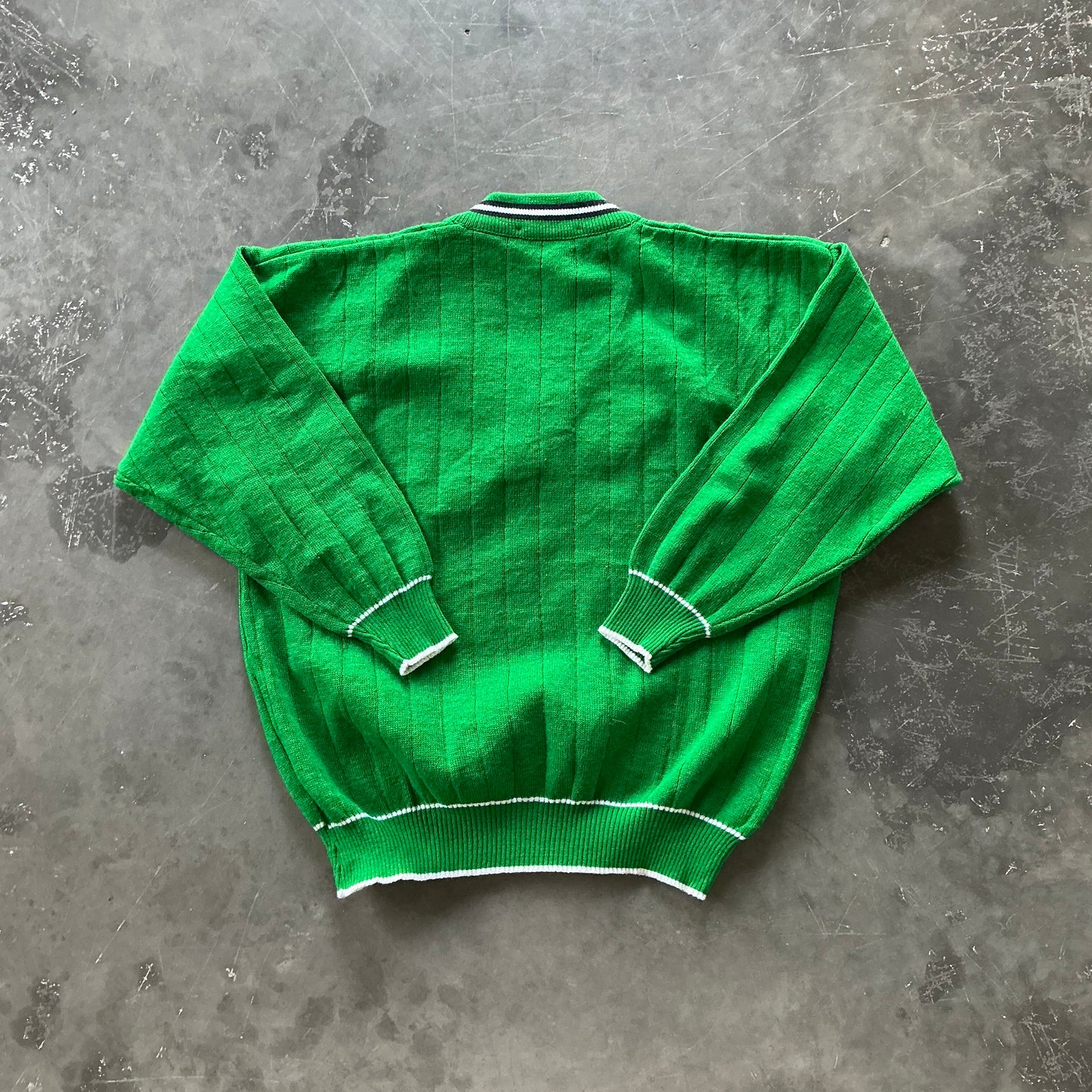 Vintage Ireland V-Neck Knit Size Medium