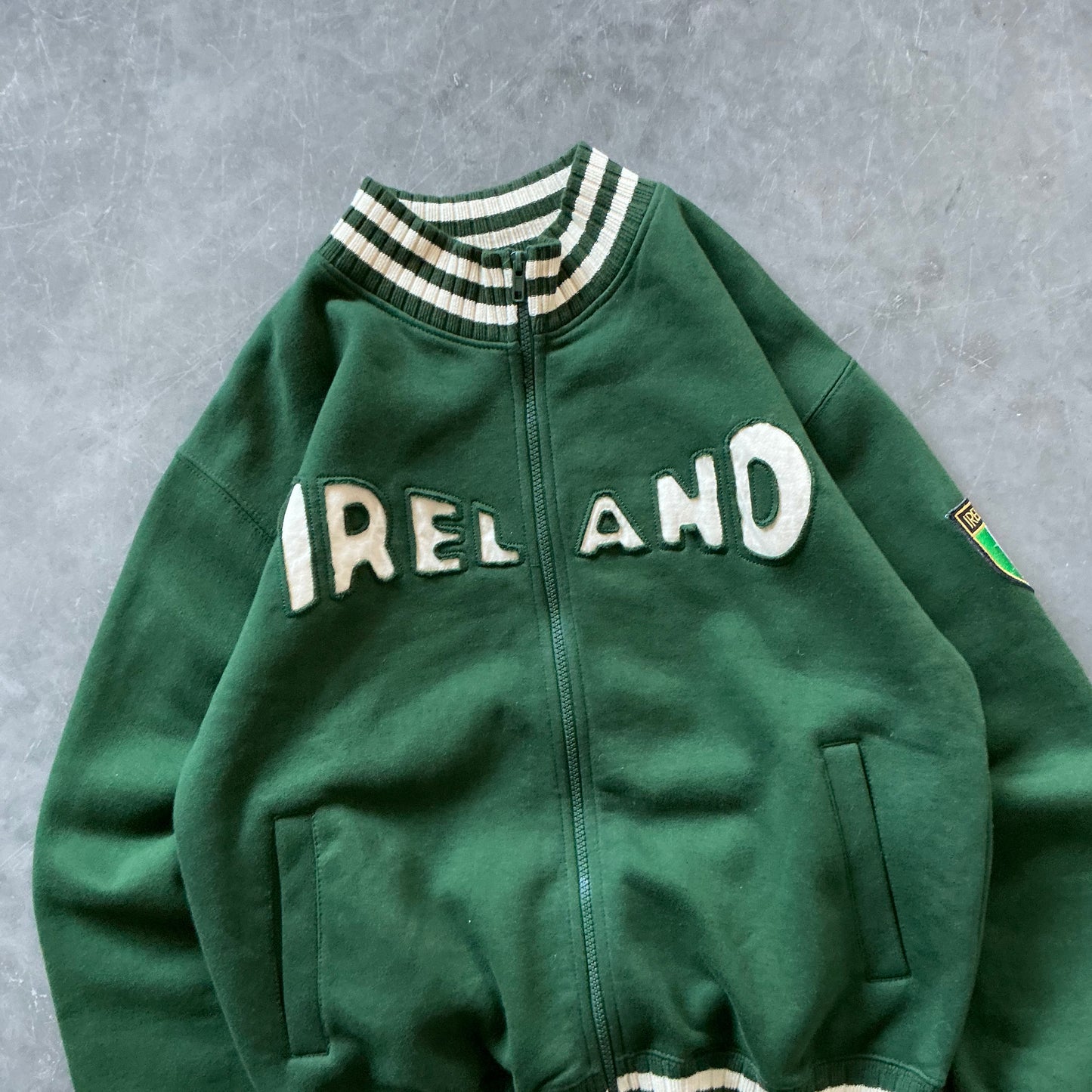 Vintage Ireland Zip-Up Size Small