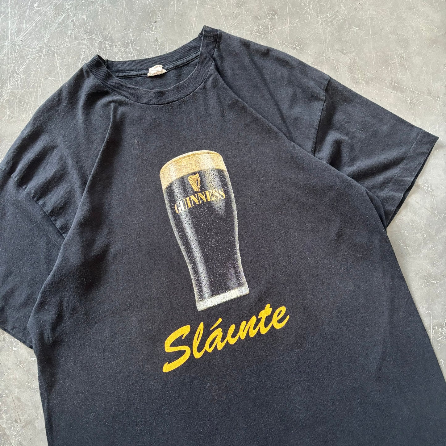 1990's Vintage Guinness Sláinte Tee Size Large