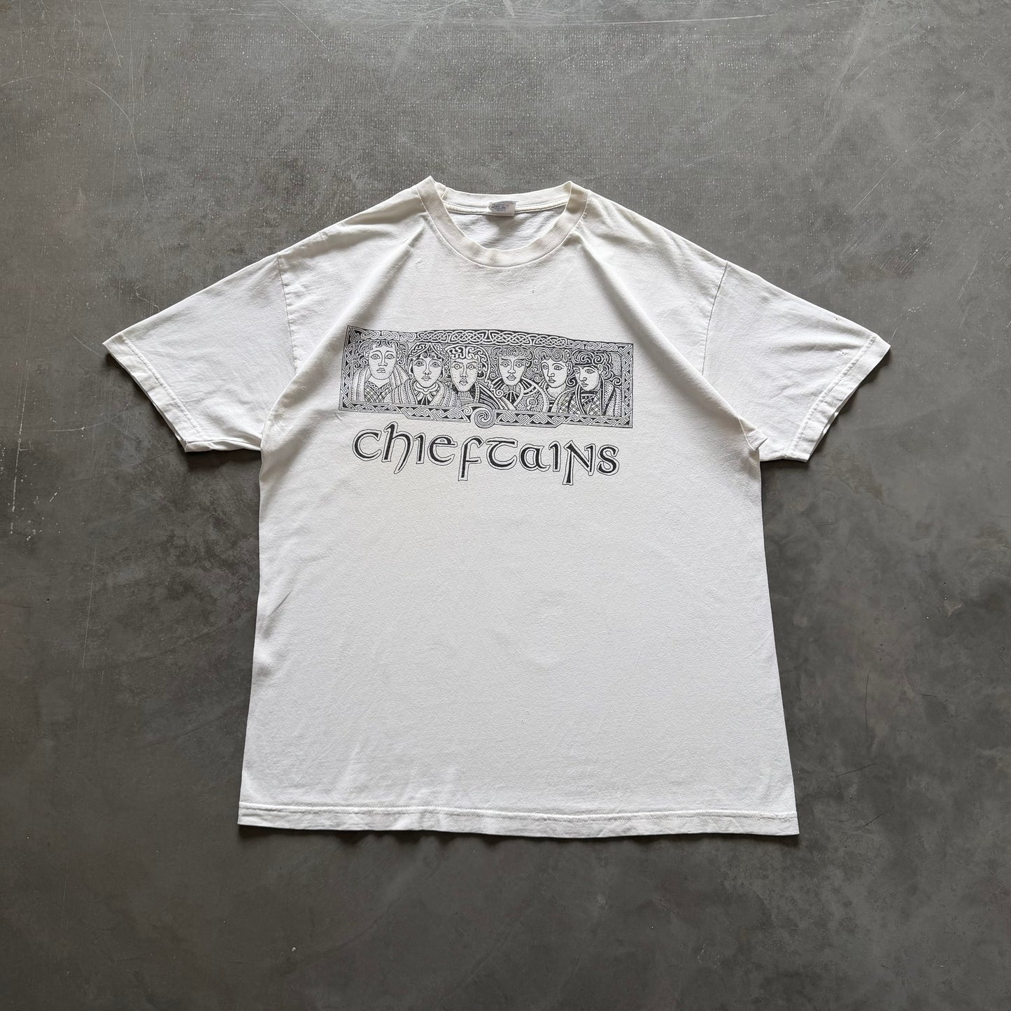 Rare 1990’s Vintage Chieftains Tee Size L/XL