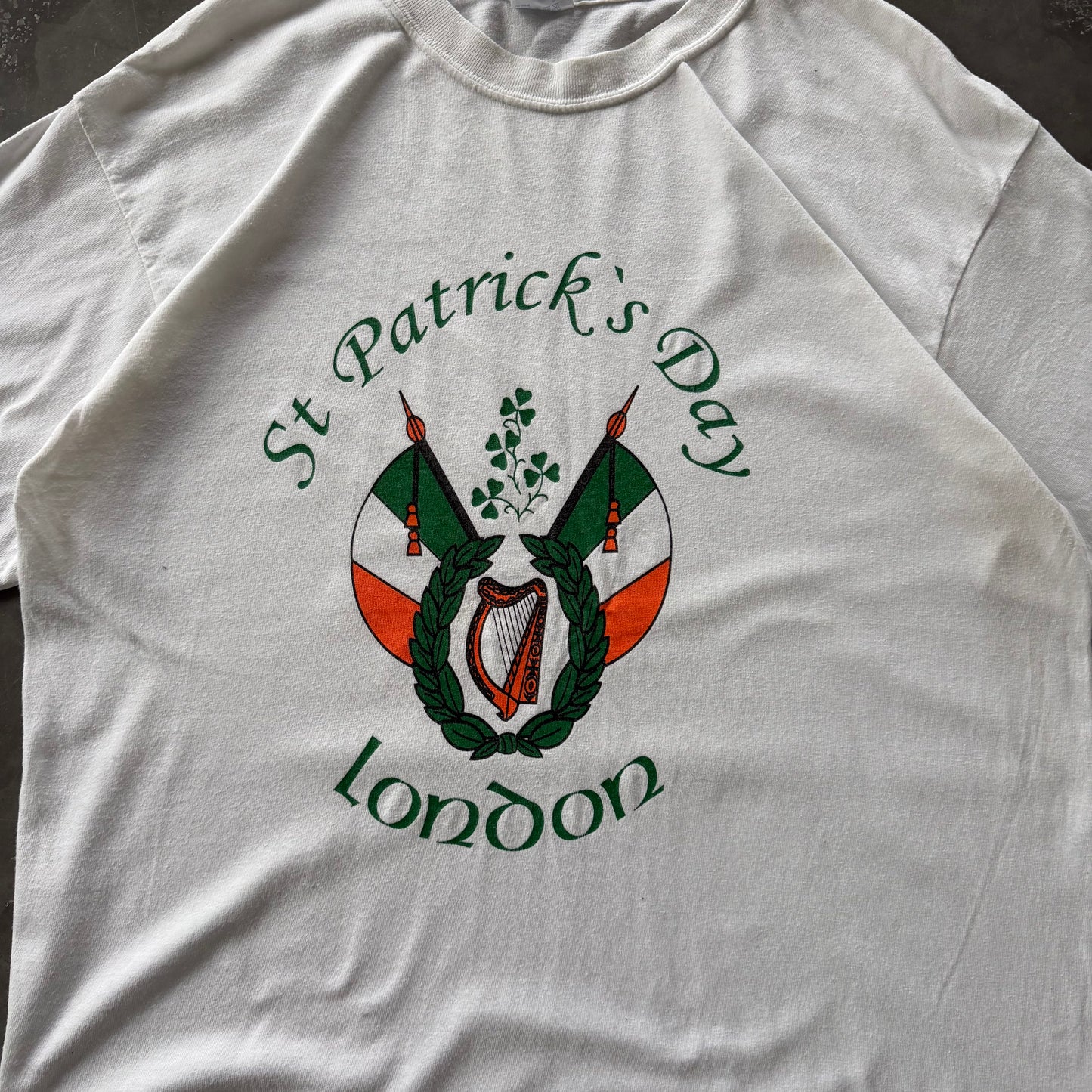 1990's London St Patricks Day Tee Size L