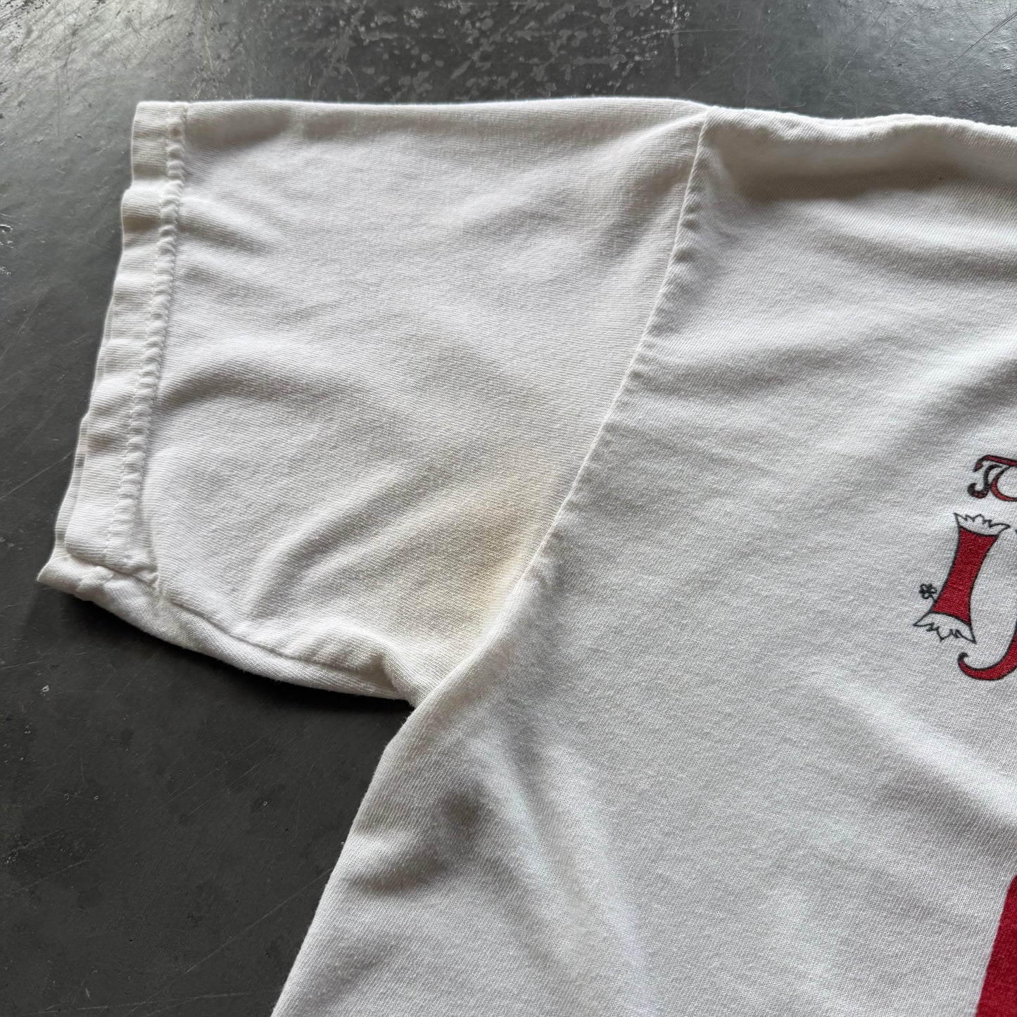 Vintage Irish Lion Pub Tee Size Medium