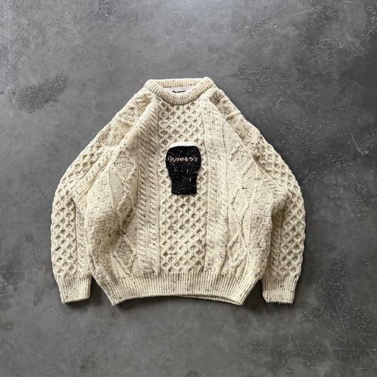 (7) Guinness Pint Geansaí Size Medium