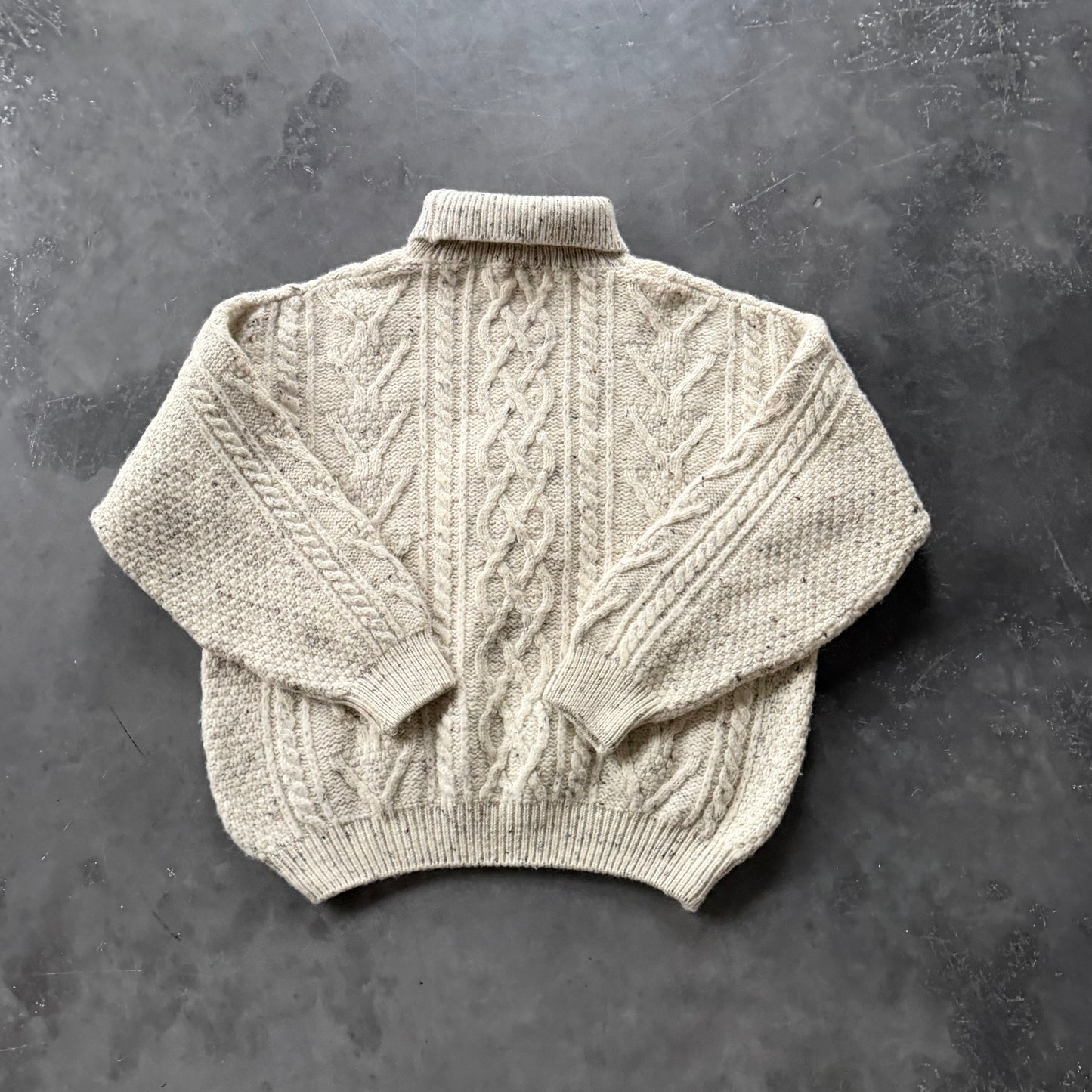 (5) Guinness Pint Geansaí Size Boxy Medium