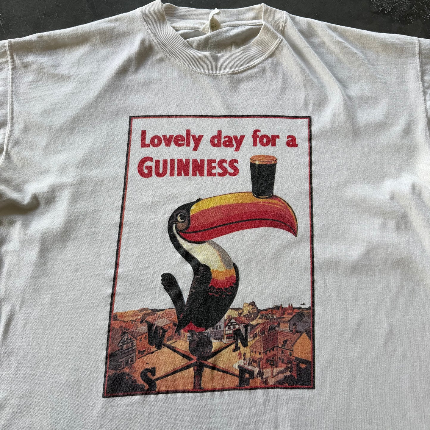 90’s Vintage Guinness Tee Size XL