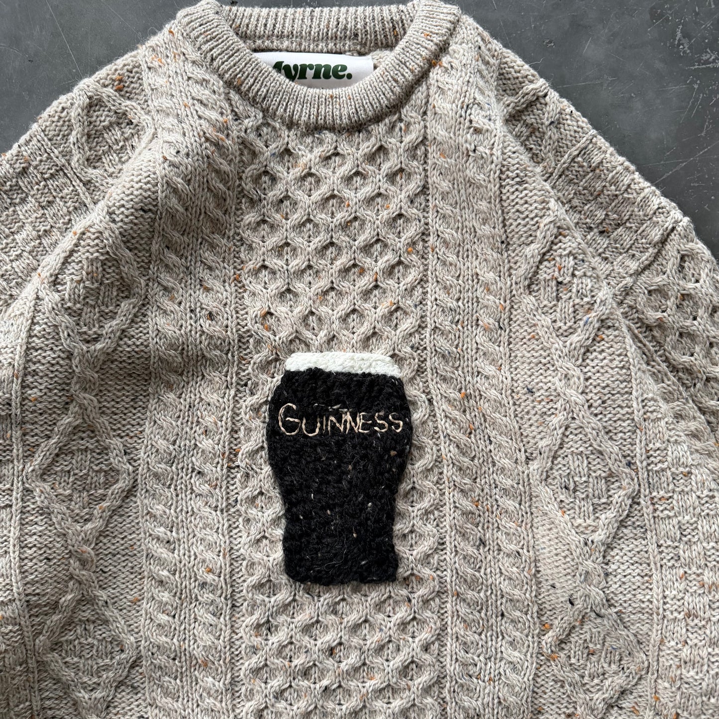 2. Embroidered Pint Geansaí Size XL