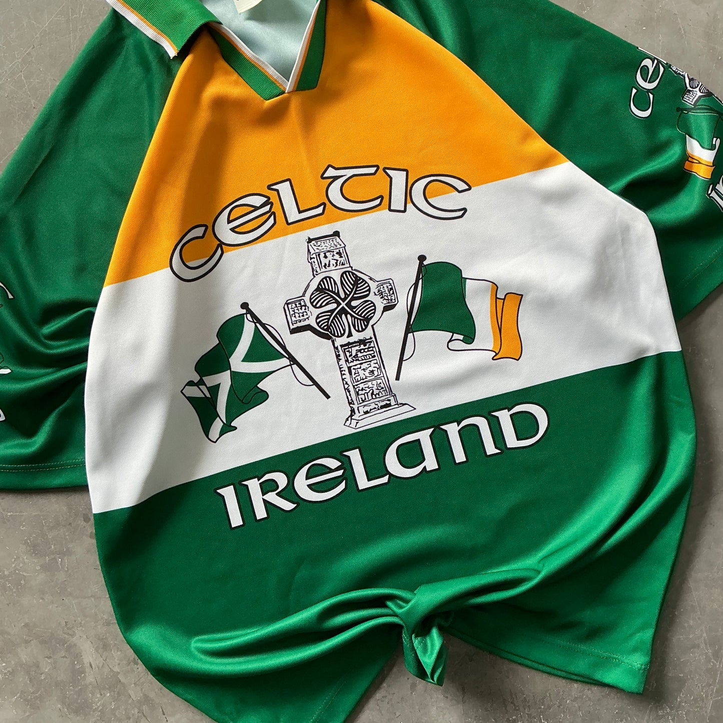 O’Neills Celtic Ireland Jersey Size S/M