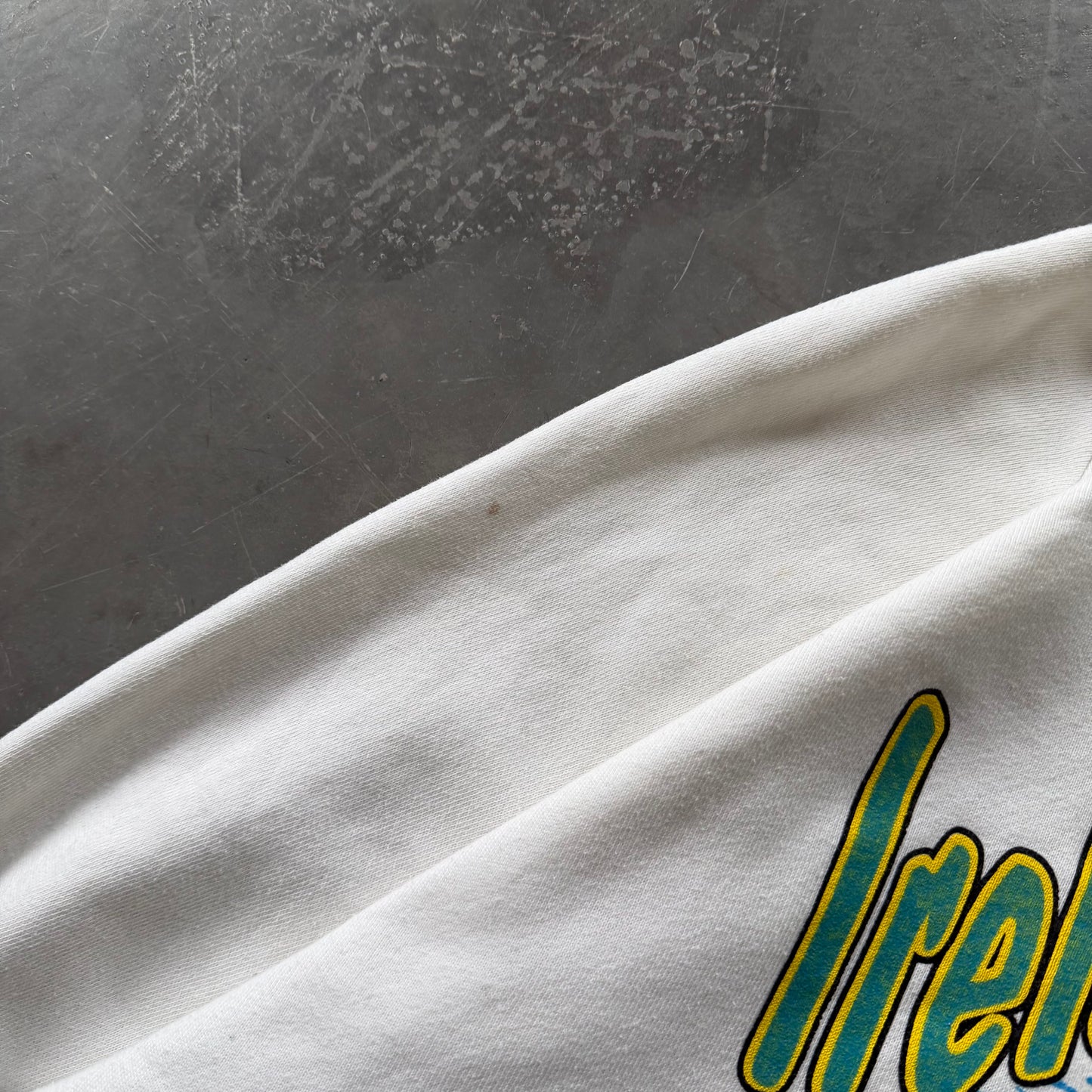 90’s Vintage Ireland Map Sweatshirt Size XL