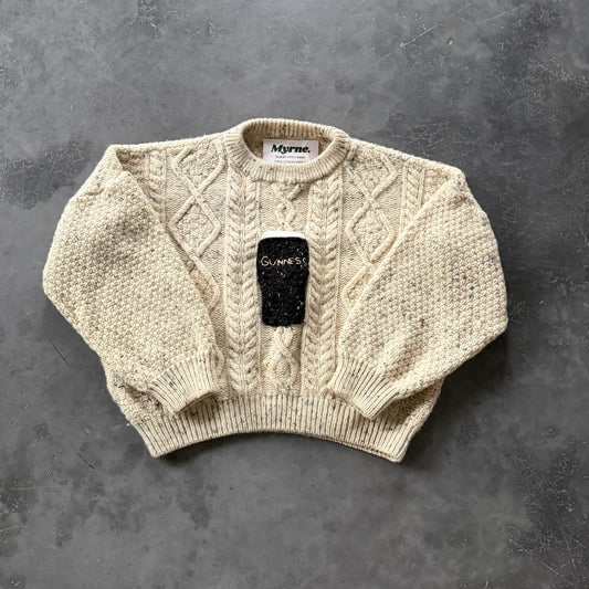 (8) Guinness Pint Geansaí Size Boxy Small WMNS